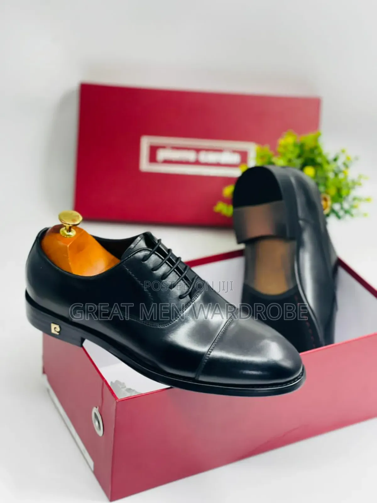 Footwear and Shoes