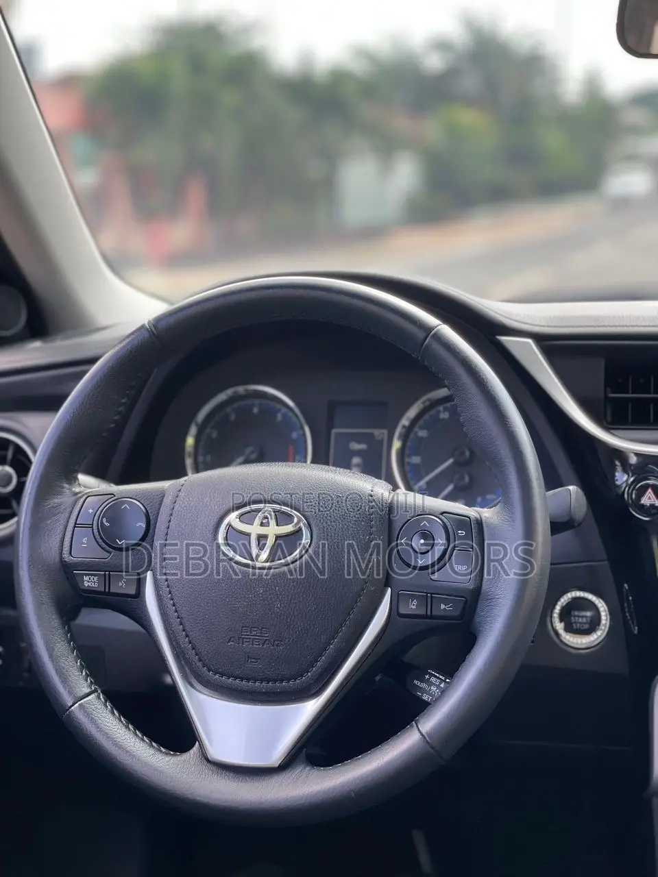 Toyota Corolla SE 4dr Sedan (1.8L 4cyl CVT) 2017 Silver