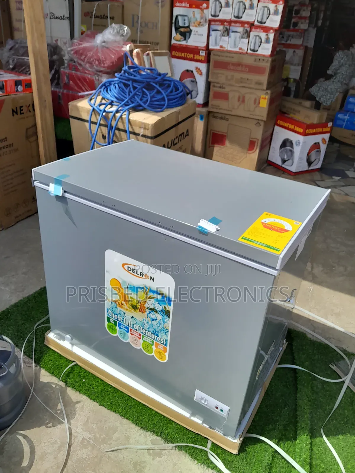 *Delron Durable Chest Freezer 230 Litres