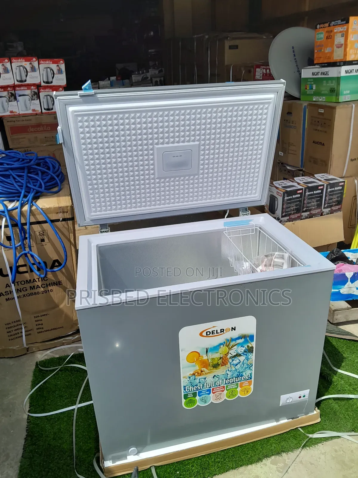 *Delron Durable Chest Freezer 230 Litres