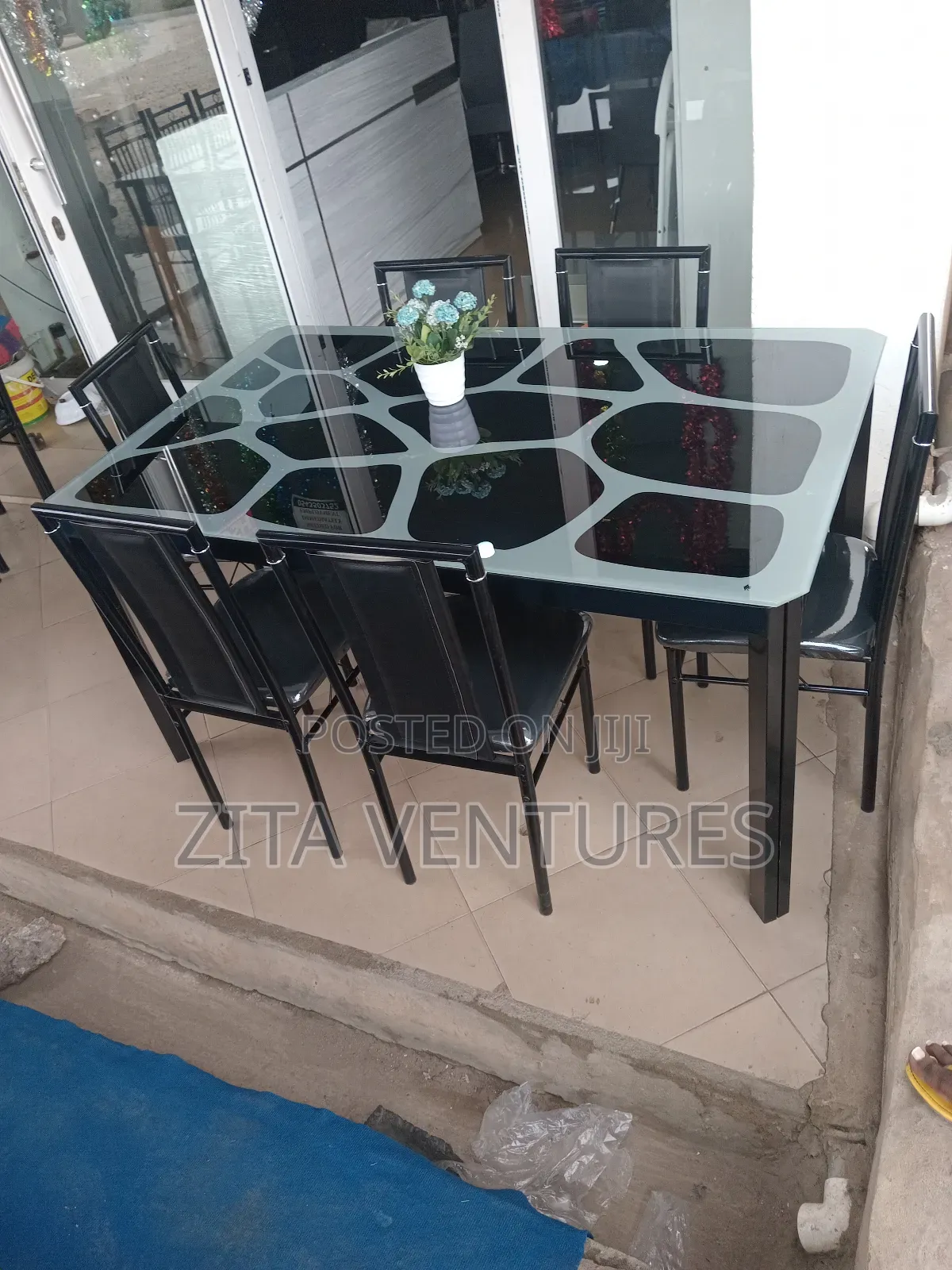 Six(6) Seats Dining Set