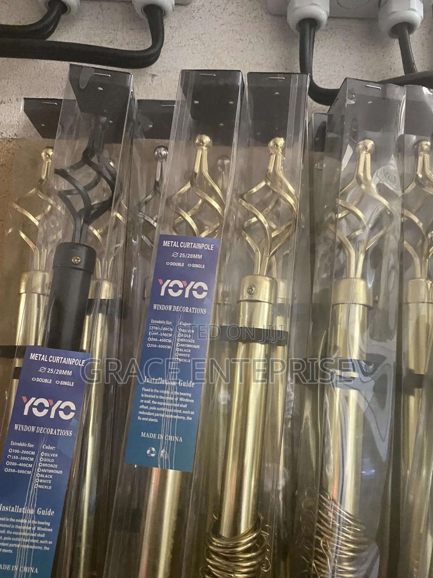 Ultra Modern Curtains Rod In Different Colors