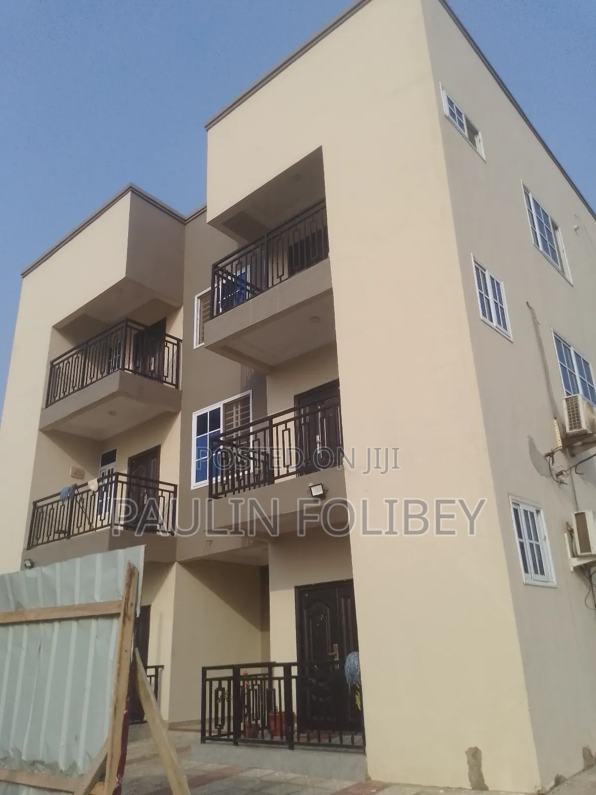 2bdrm Apartment in Dg Properties, Amasaman for rent