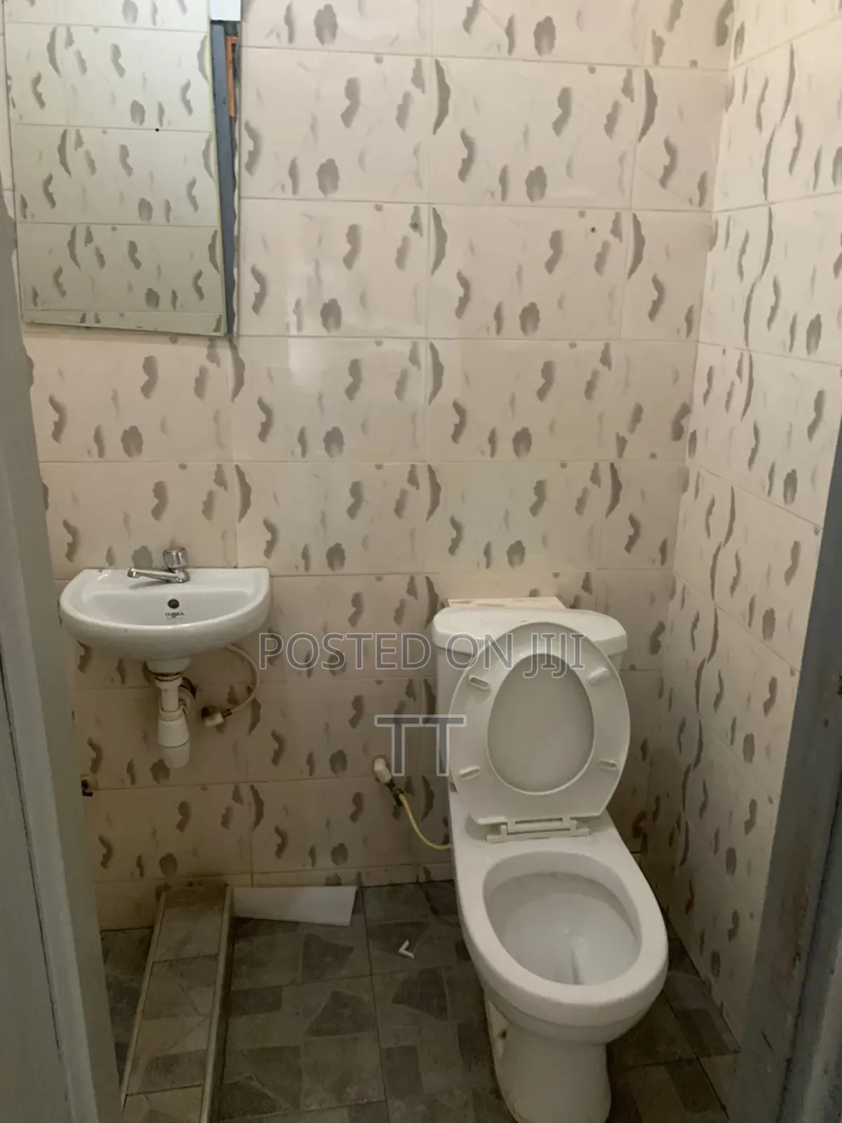1bdrm Apartment in Teshie Tsuibleo for rent