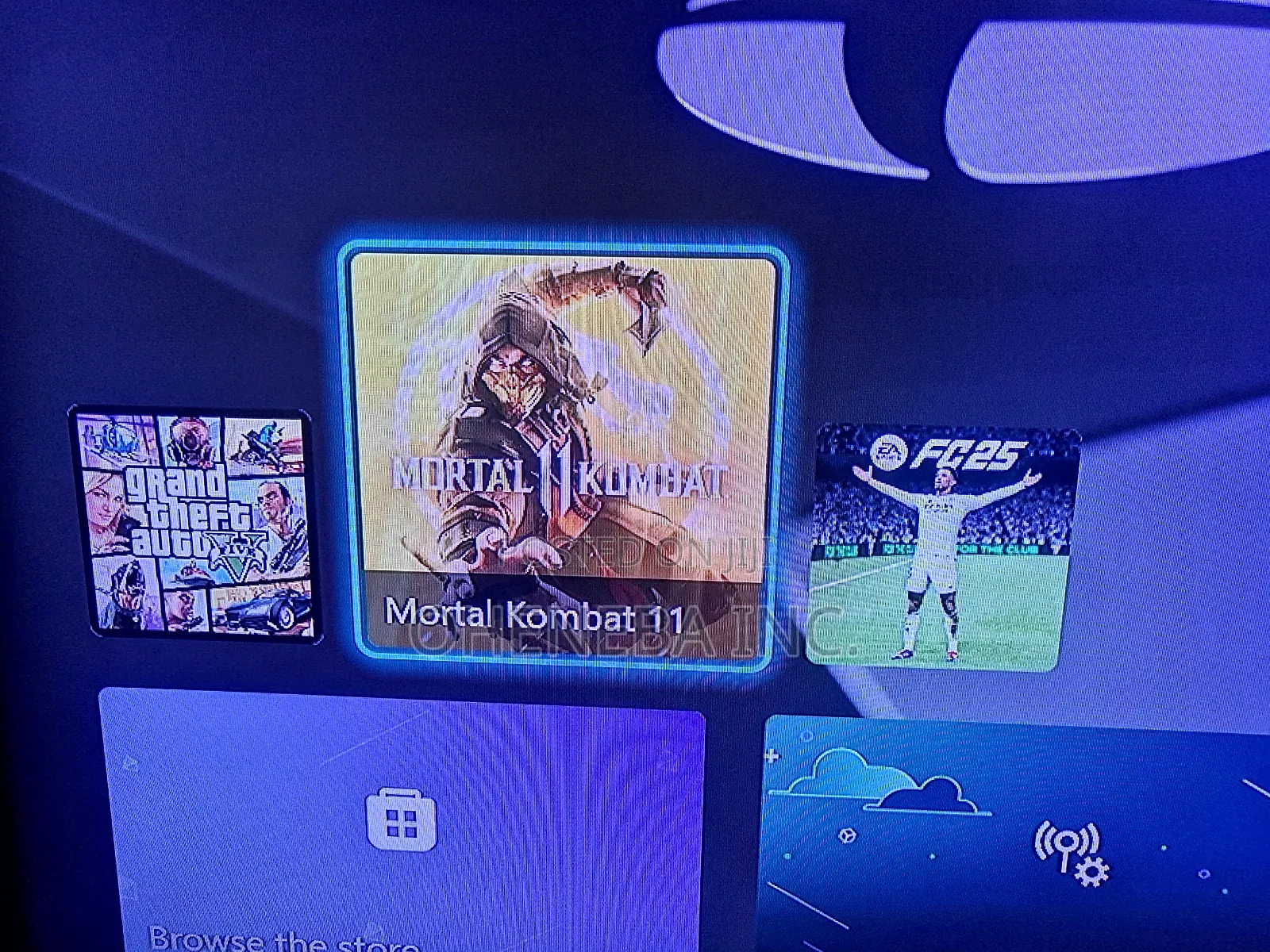 Xbox One With 10 Games Installed + 1 Pad