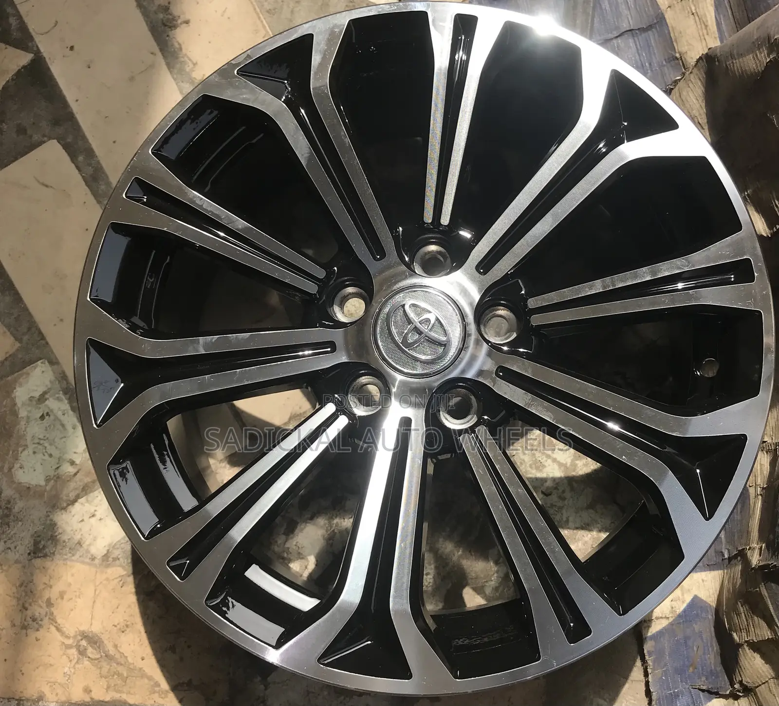 Orignal Corolla Rim