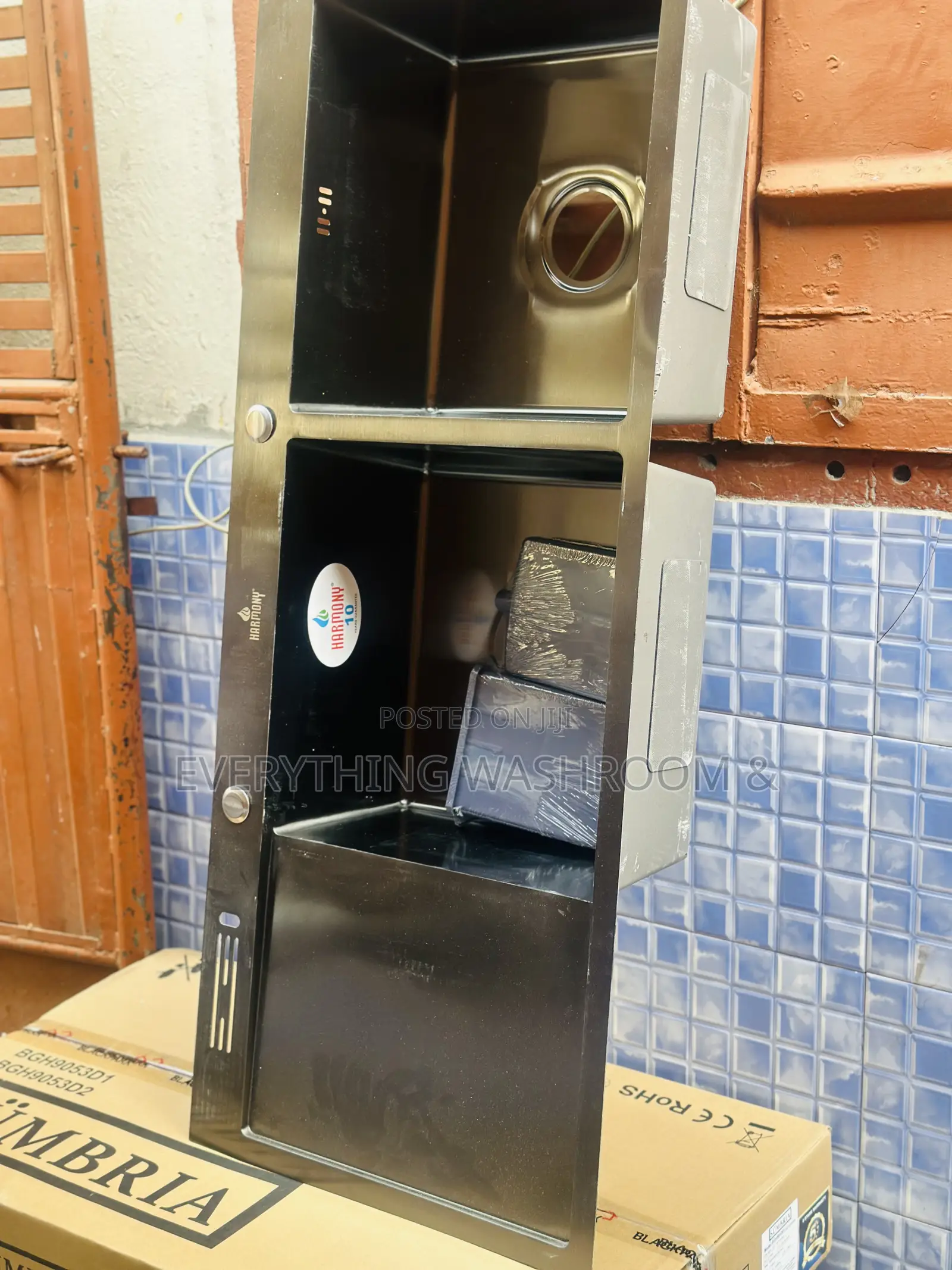 Kitchen Sink Complete With Tap