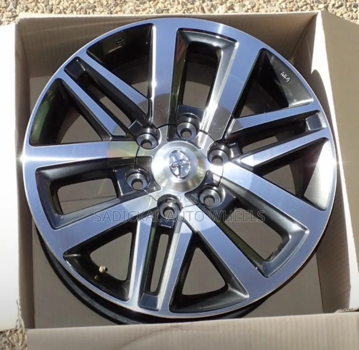 Land Cruiser Prado Rim