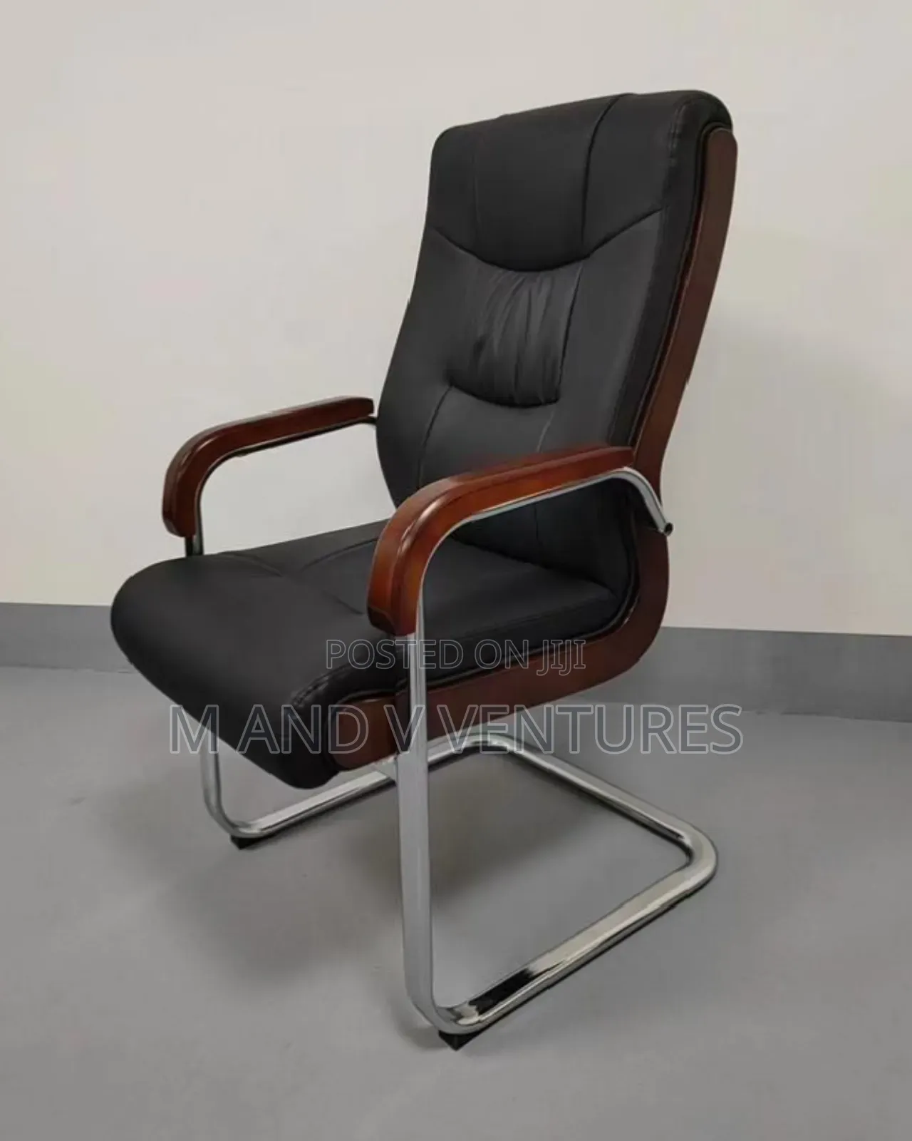 Pastors / Visitors Chair