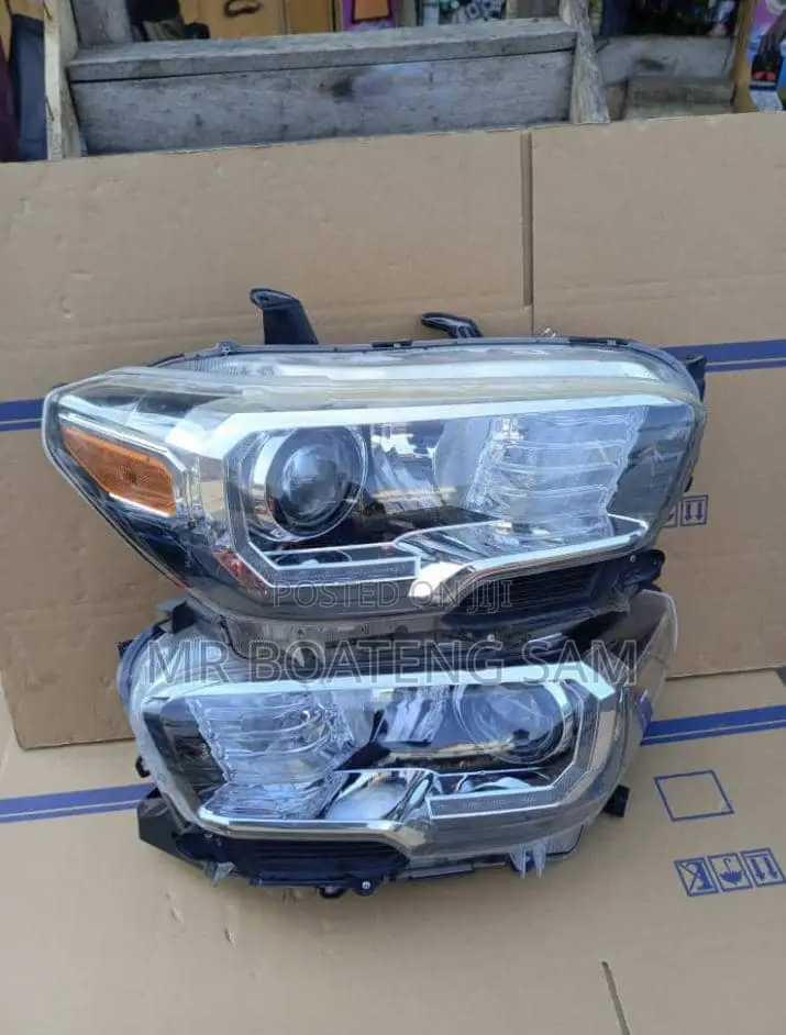 Toyota Tacoma 2018 Headlight