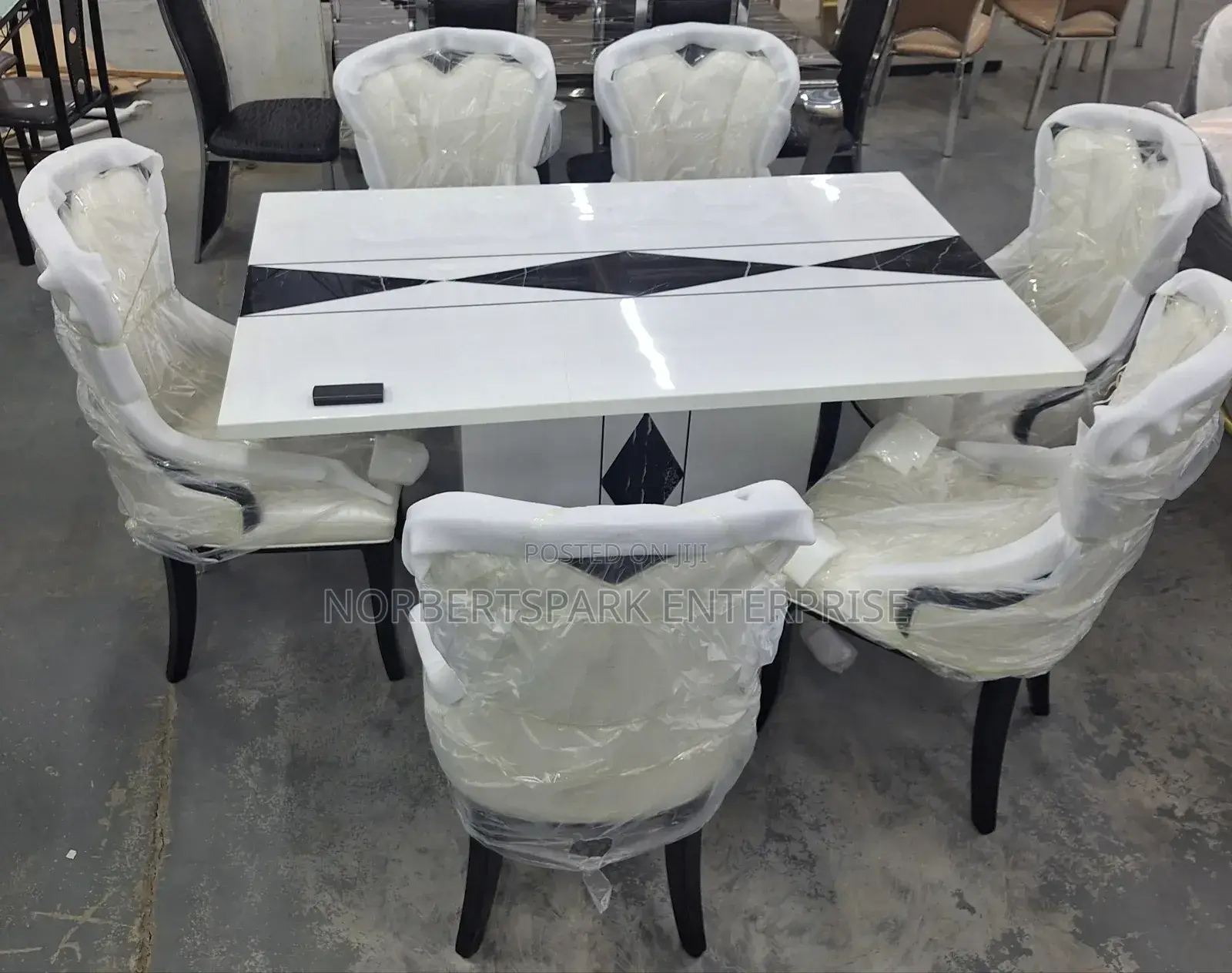 Dining Set(DS-T823887)Six Chairs