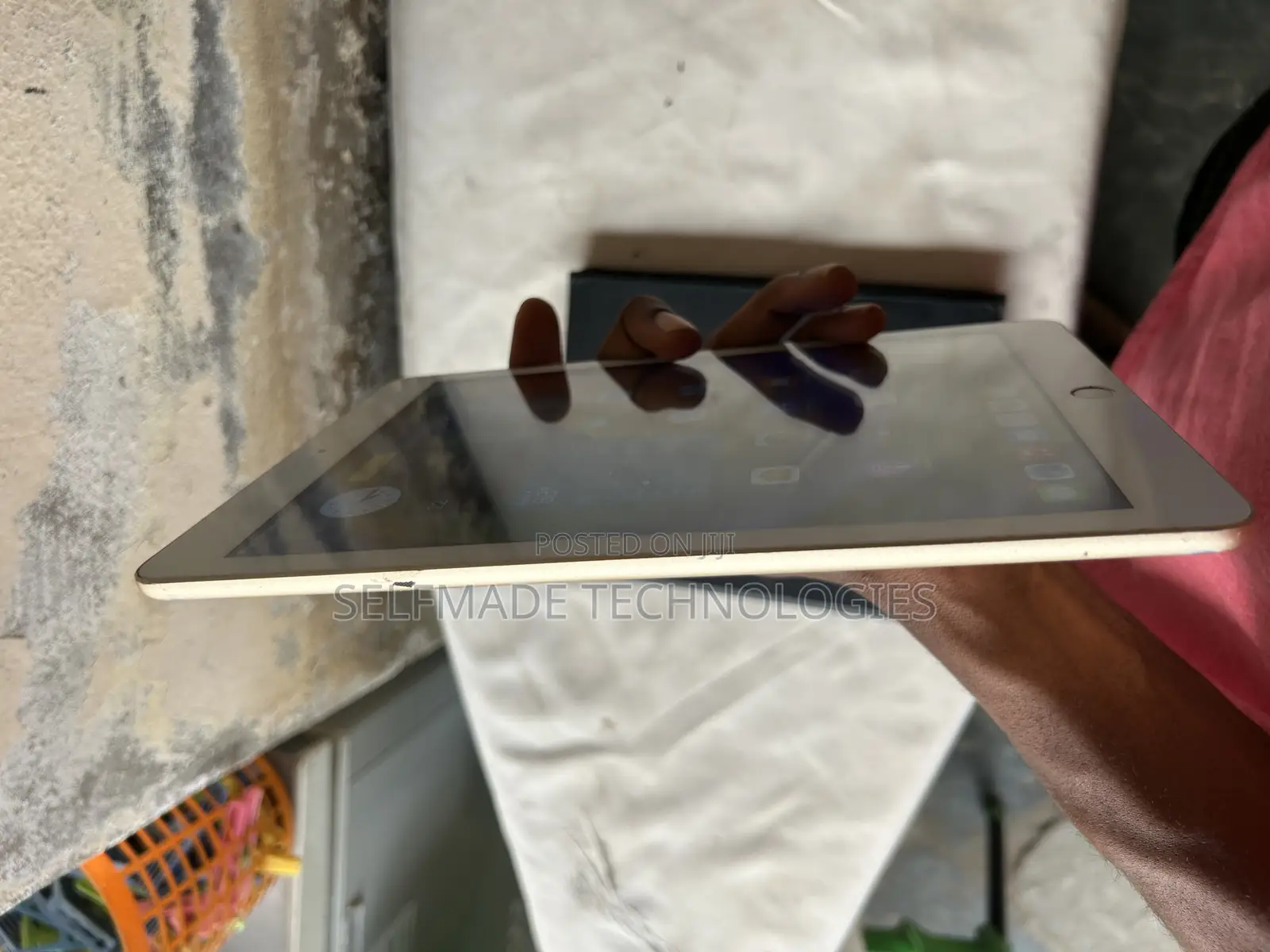 Apple iPad 9.7 32 GB