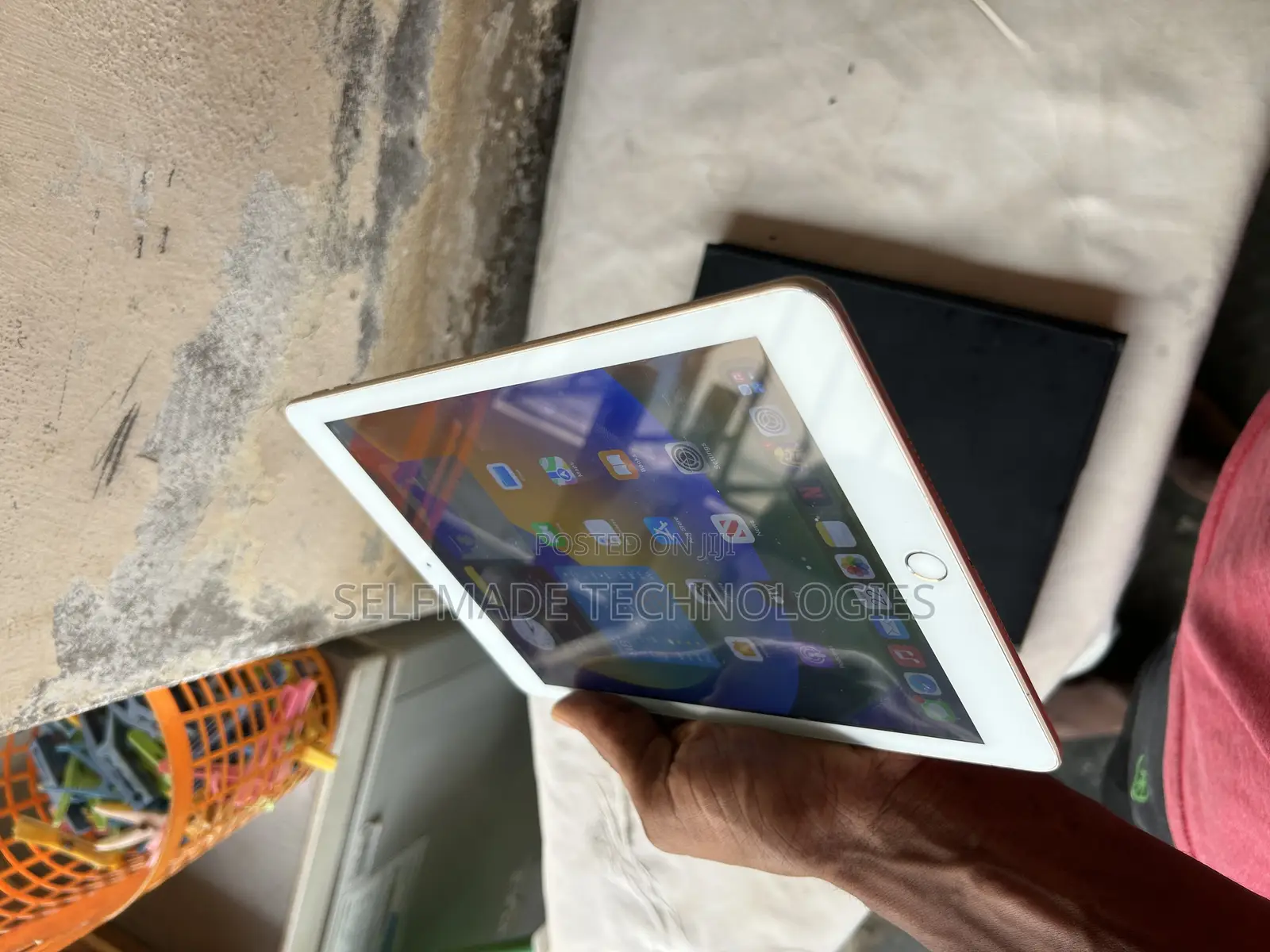 Apple iPad 9.7 32 GB