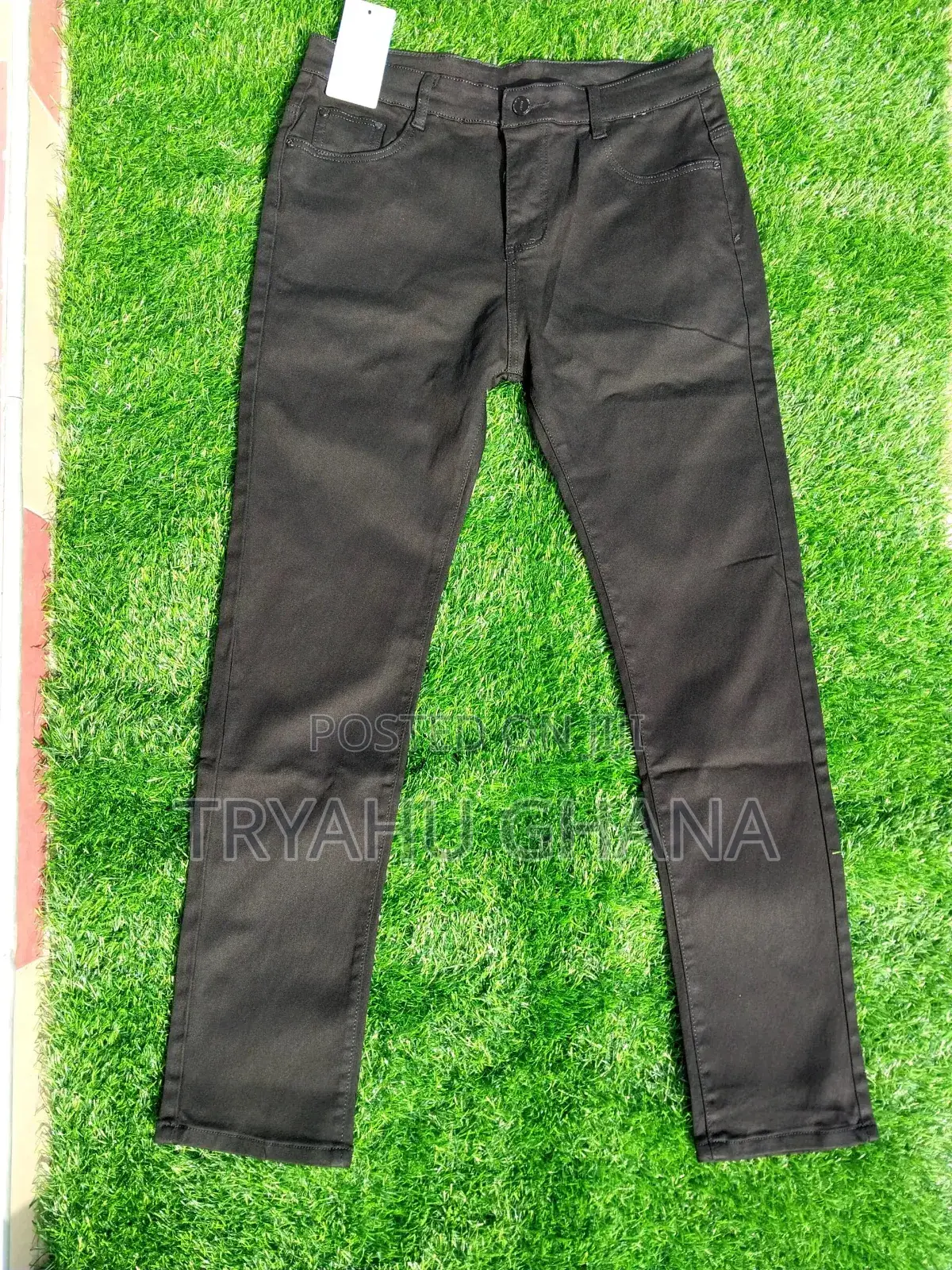 Men's Original Black Jeans for Sale Near You at Tryahu Price