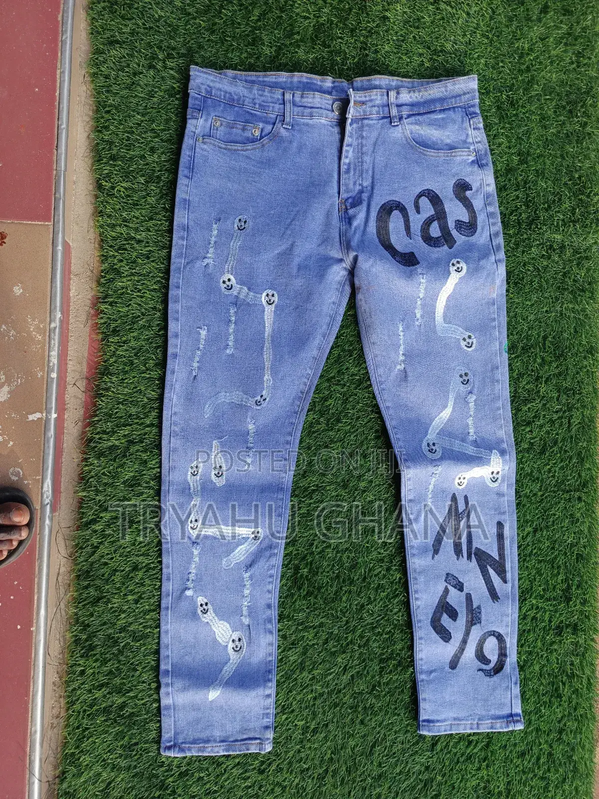 Order Now| Classy Designer Limited Stock Jeans for Sale