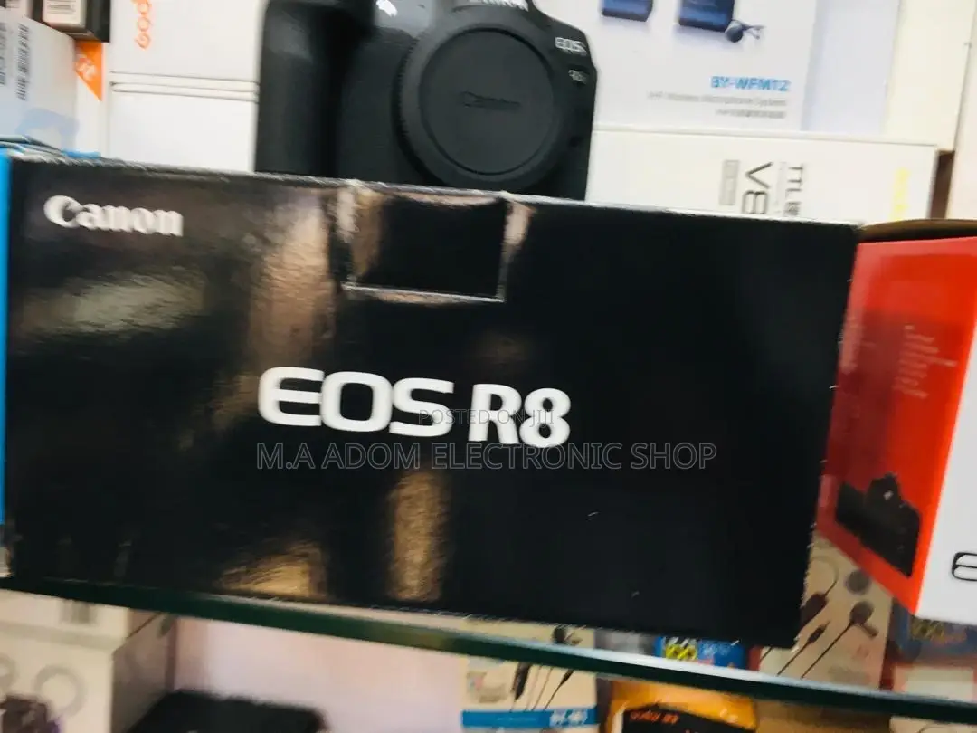 Canon EOS R8 - Mirrorless Powerhouse for Photography Video