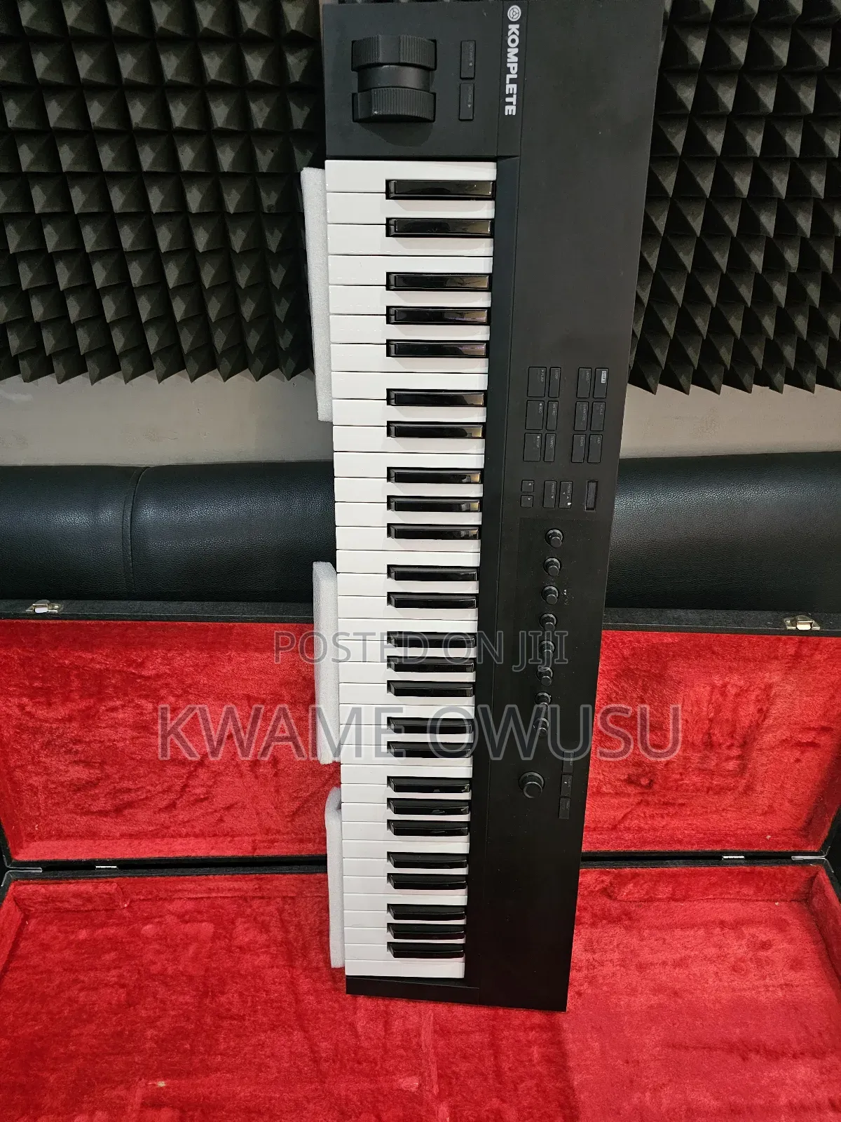 Komplete Kontrol A61 USB Midi Keyboard