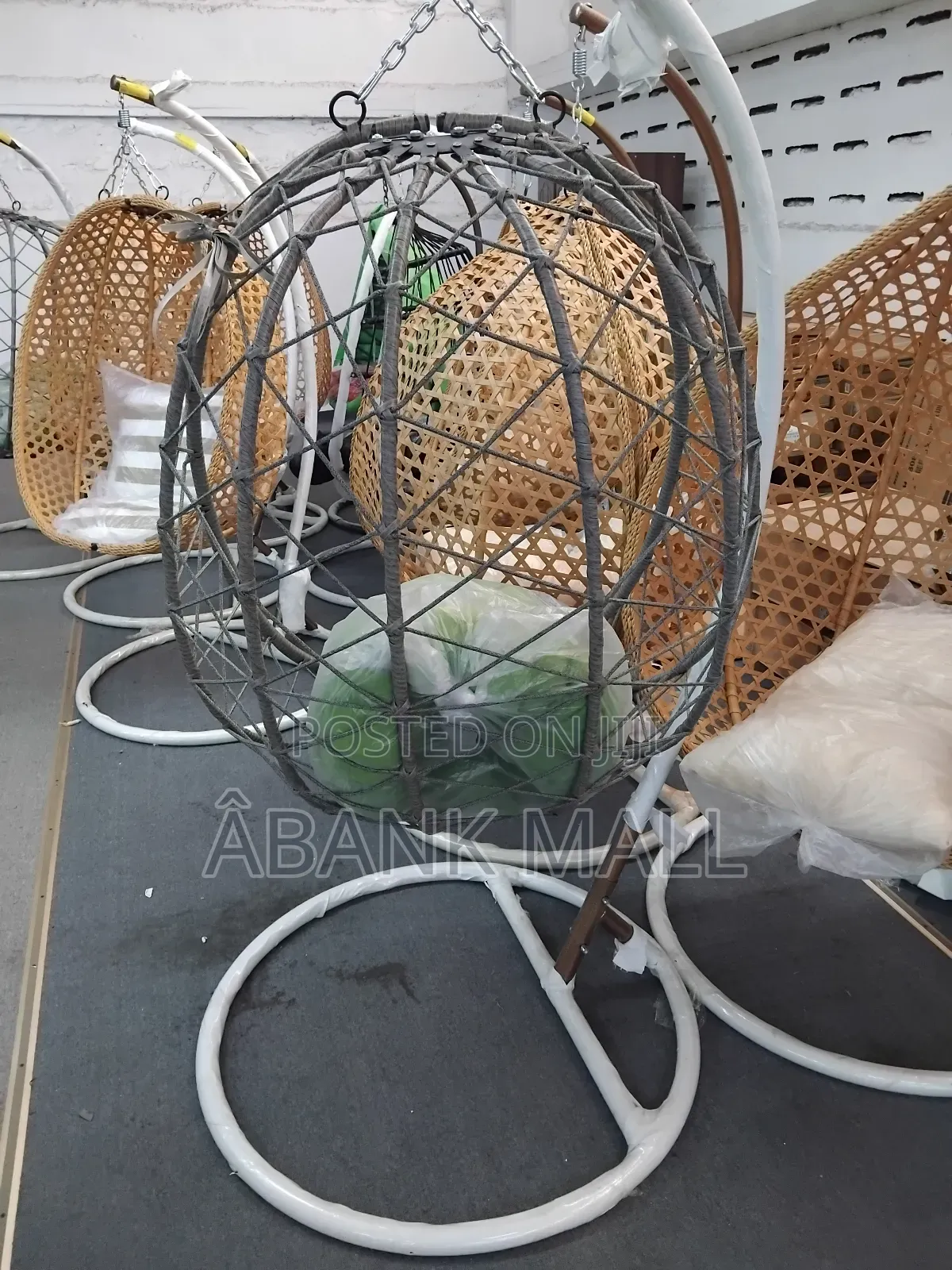 Garden Swing/ Hanging Swing