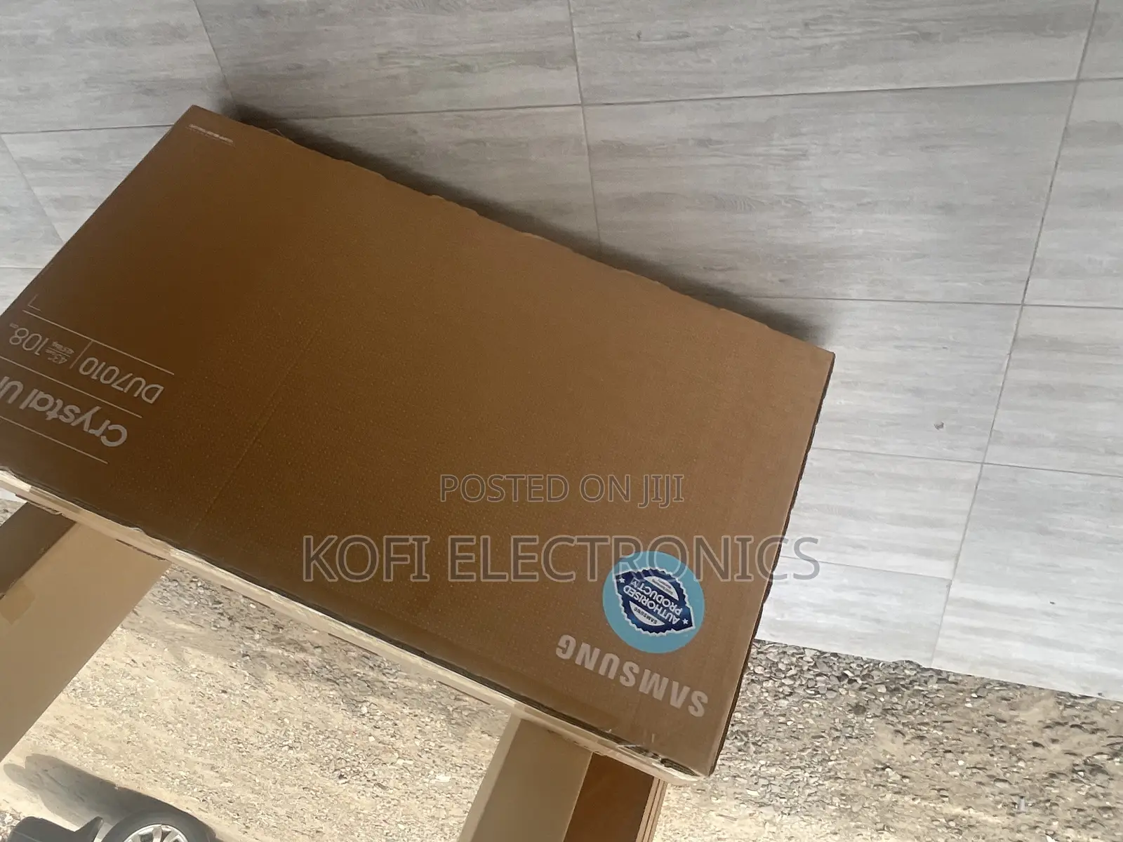 Netflix Recommended 43inch UHD Smart LED Samsung 2024 TV