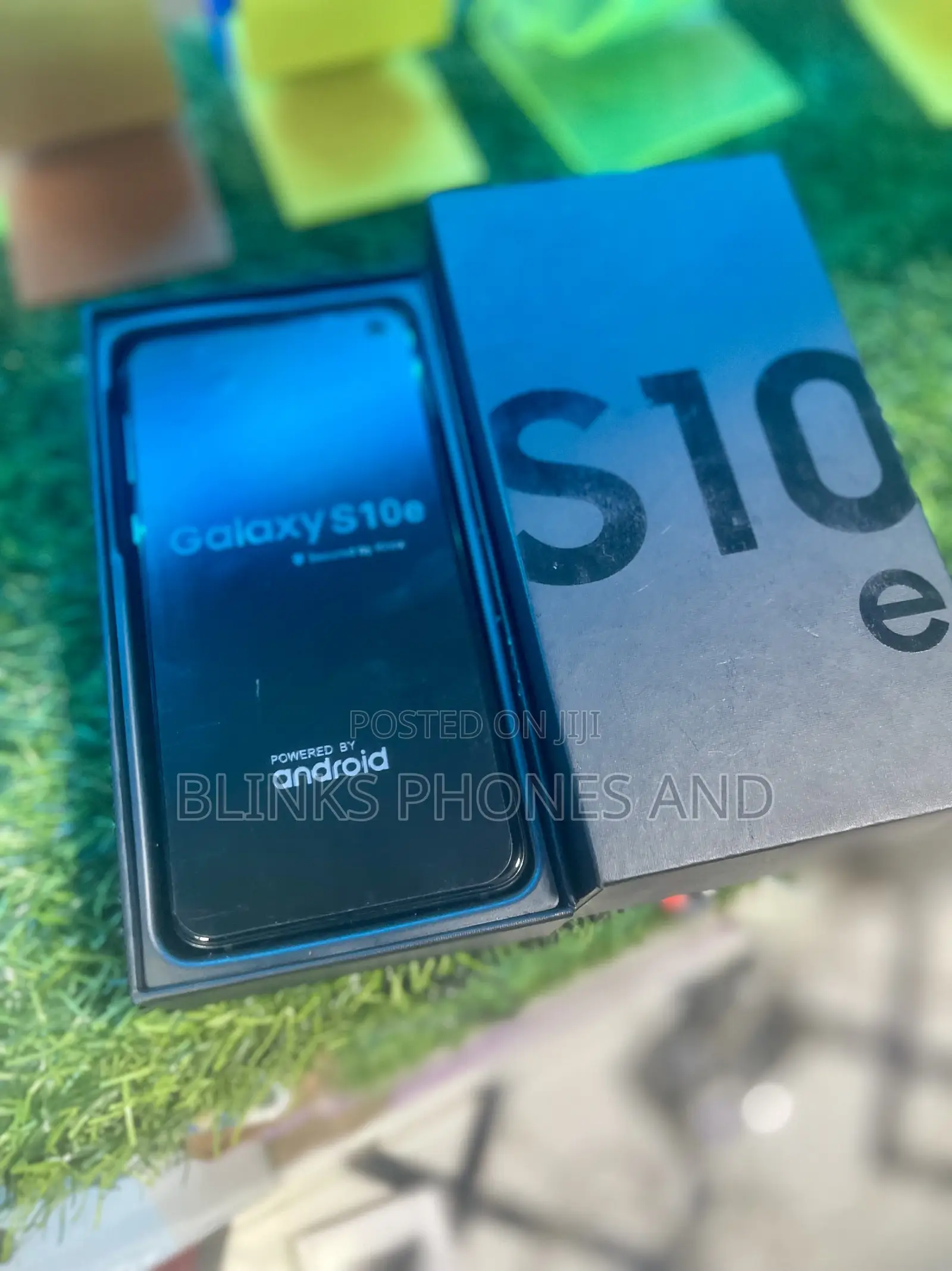 New Samsung Galaxy S10e 128 GB Black