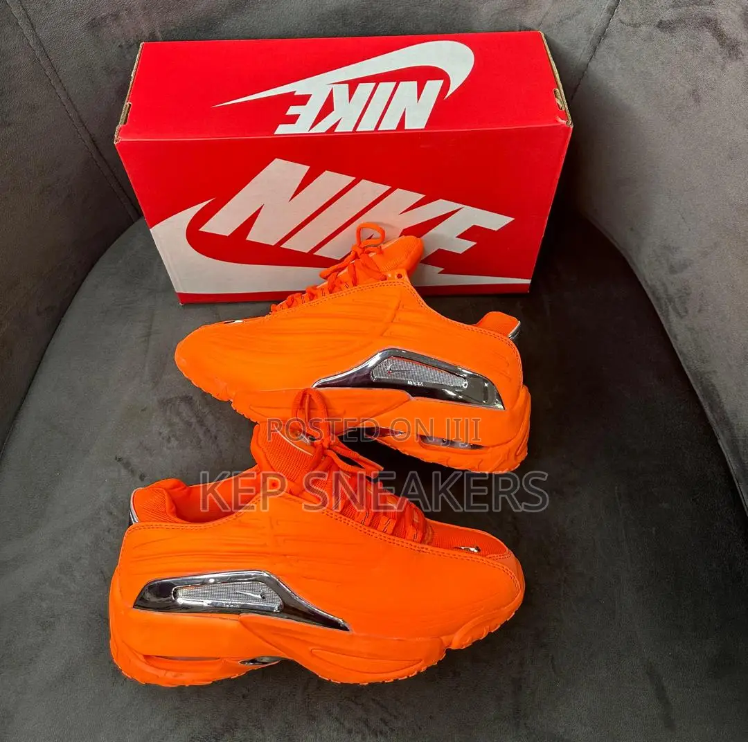 Nike X Nocta Glide “Hot Step 2”