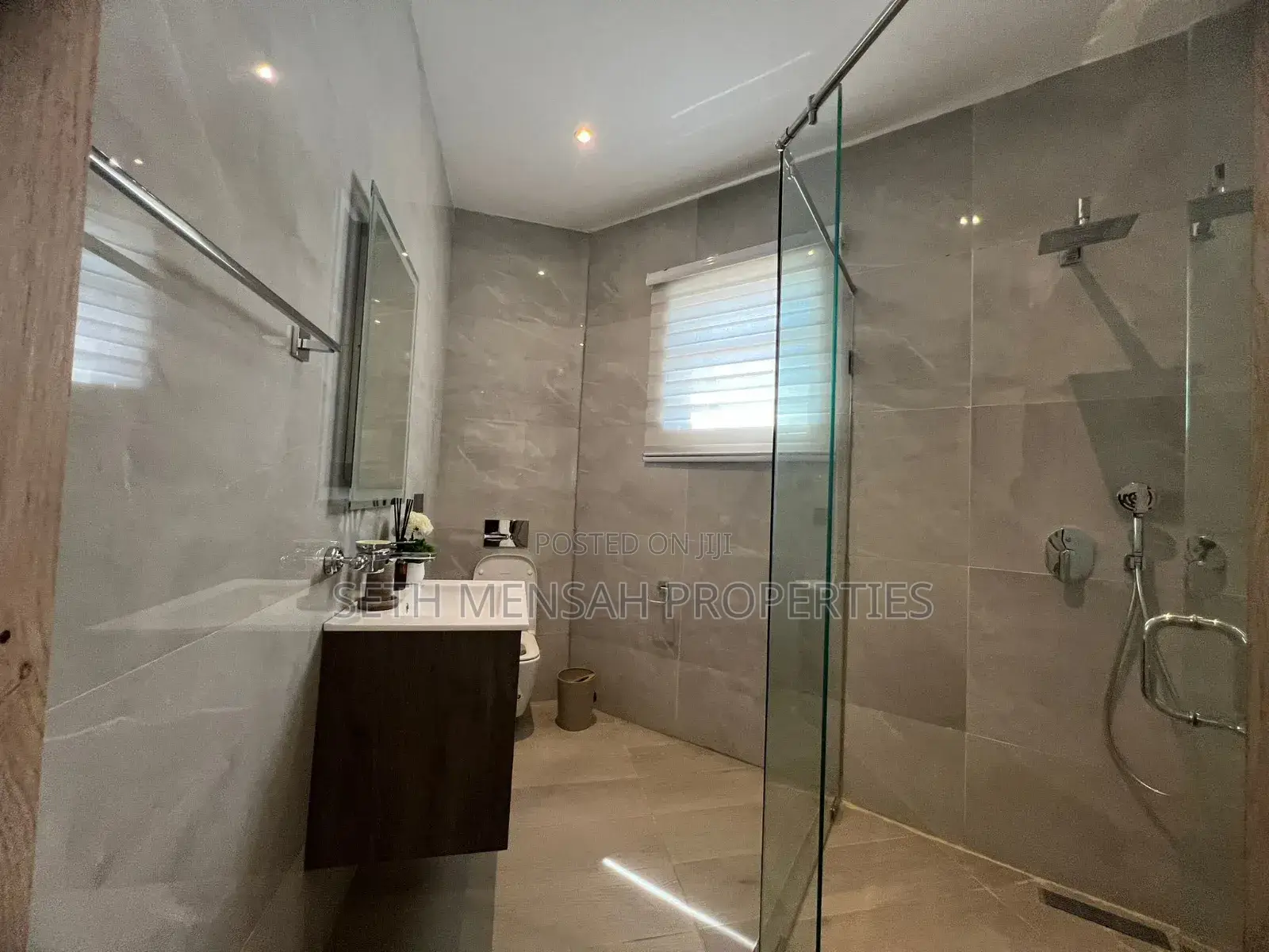 Furnished 2bdrm House in Skm Properties, Cantonments for sale