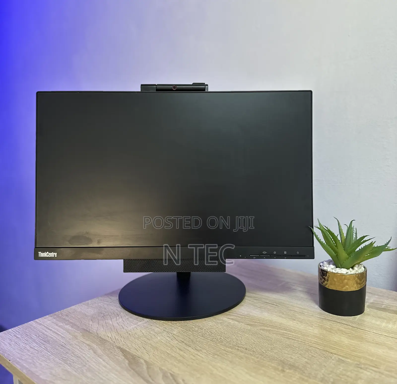 Lenovo ThinkCentre M810z AIO 8GB Intel Core I5 SSD 256GB