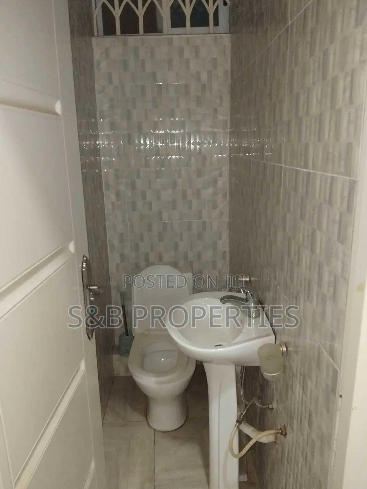 2bdrm Apartment in Ashomang Estate for rent