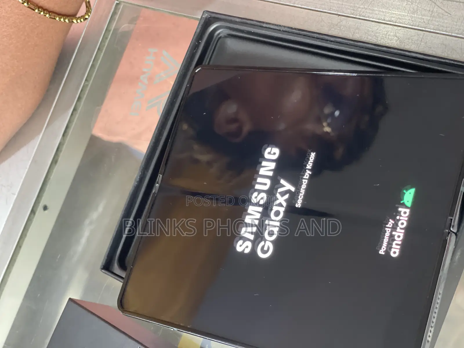 New Samsung Galaxy Z Fold4 256 GB Black