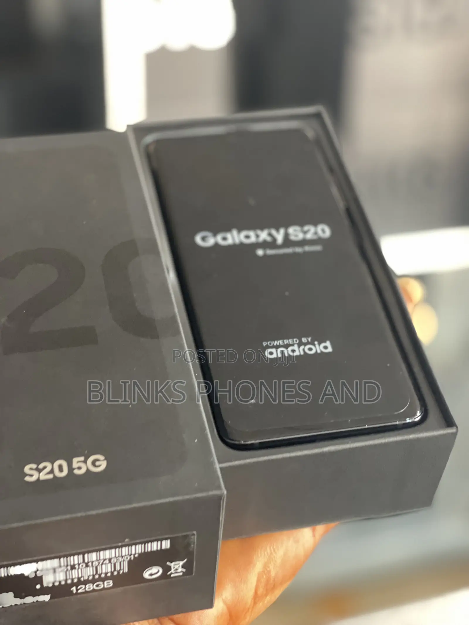 New Samsung Galaxy S20 128 GB Black