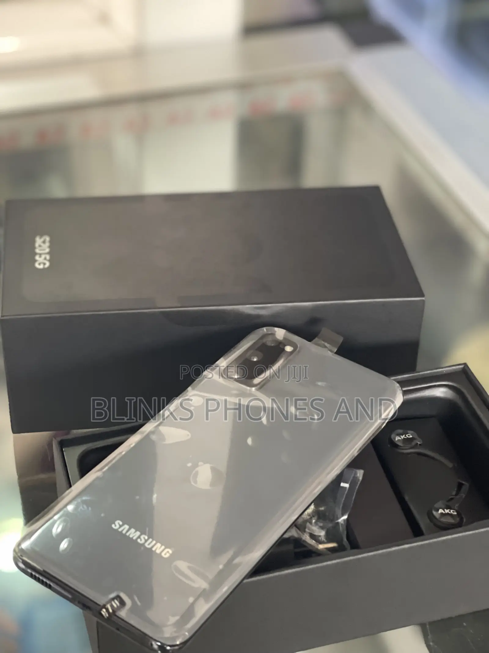 New Samsung Galaxy S20 128 GB Black
