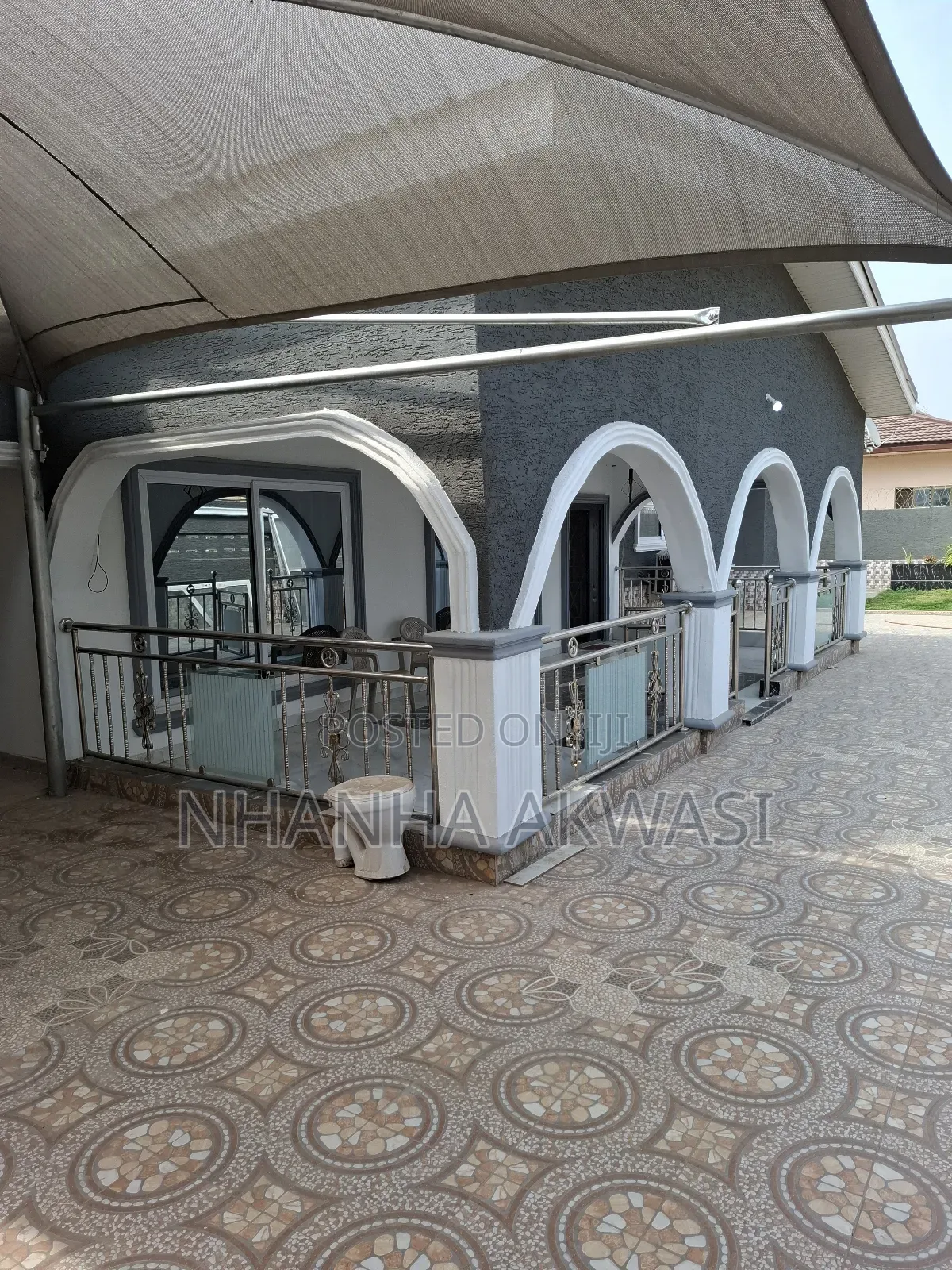 5bdrm House in Community 12, Tema Metropolitan for rent