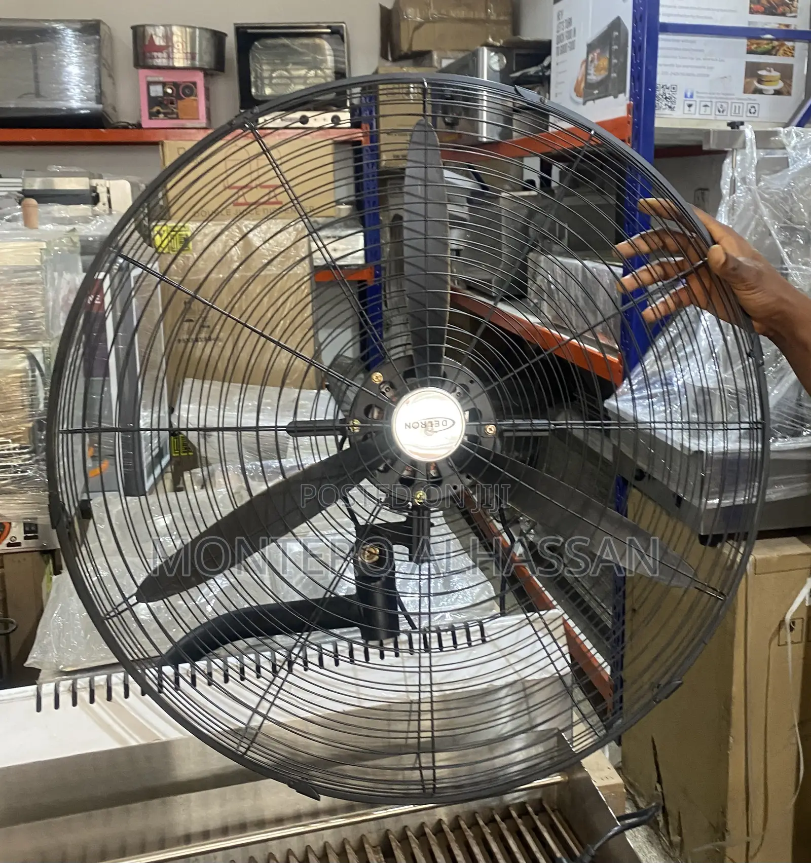 Wall Fan 26 Inches Delron