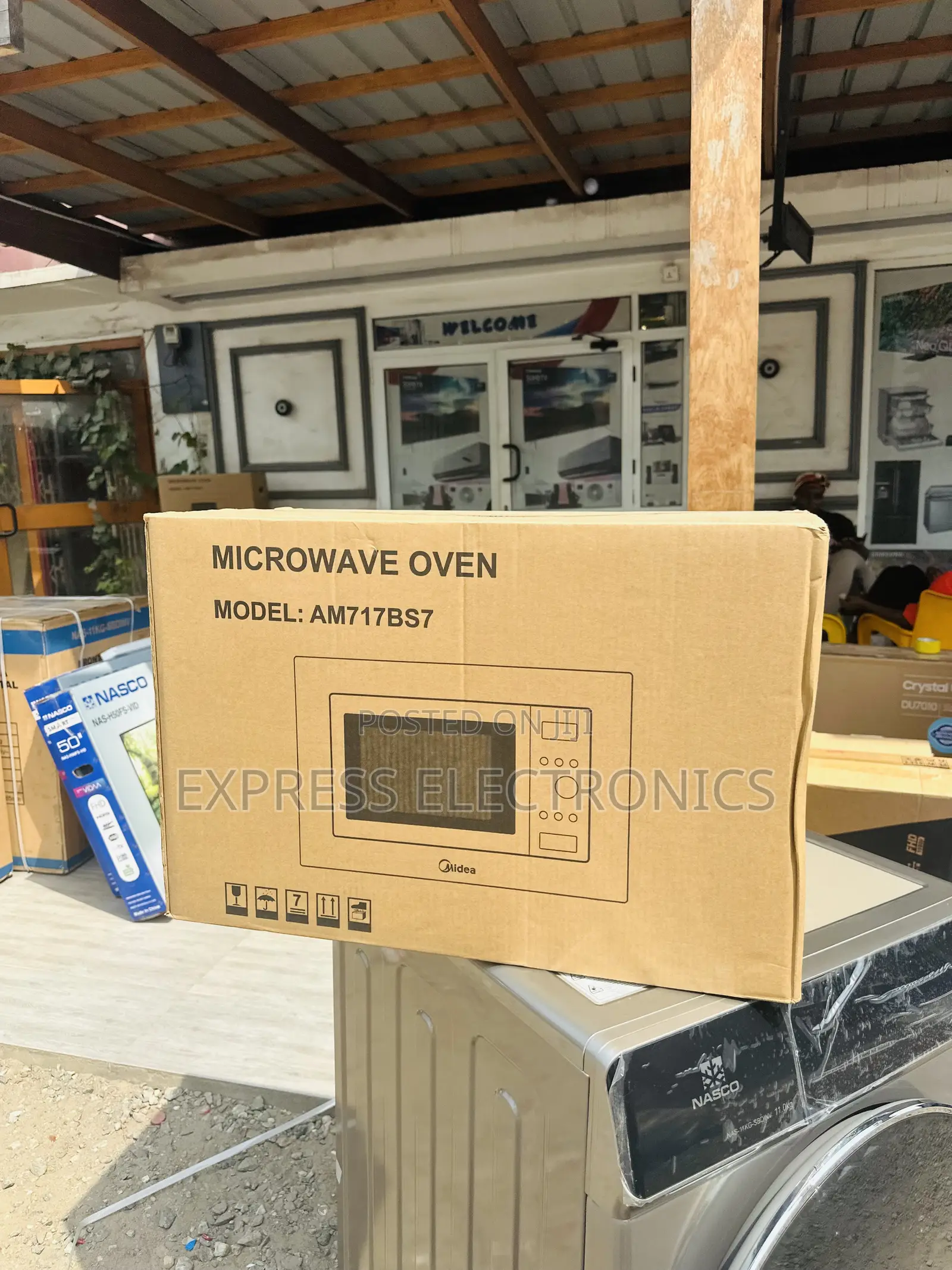 Shop for Us Midea Inbuilt Oven Am717bs7.