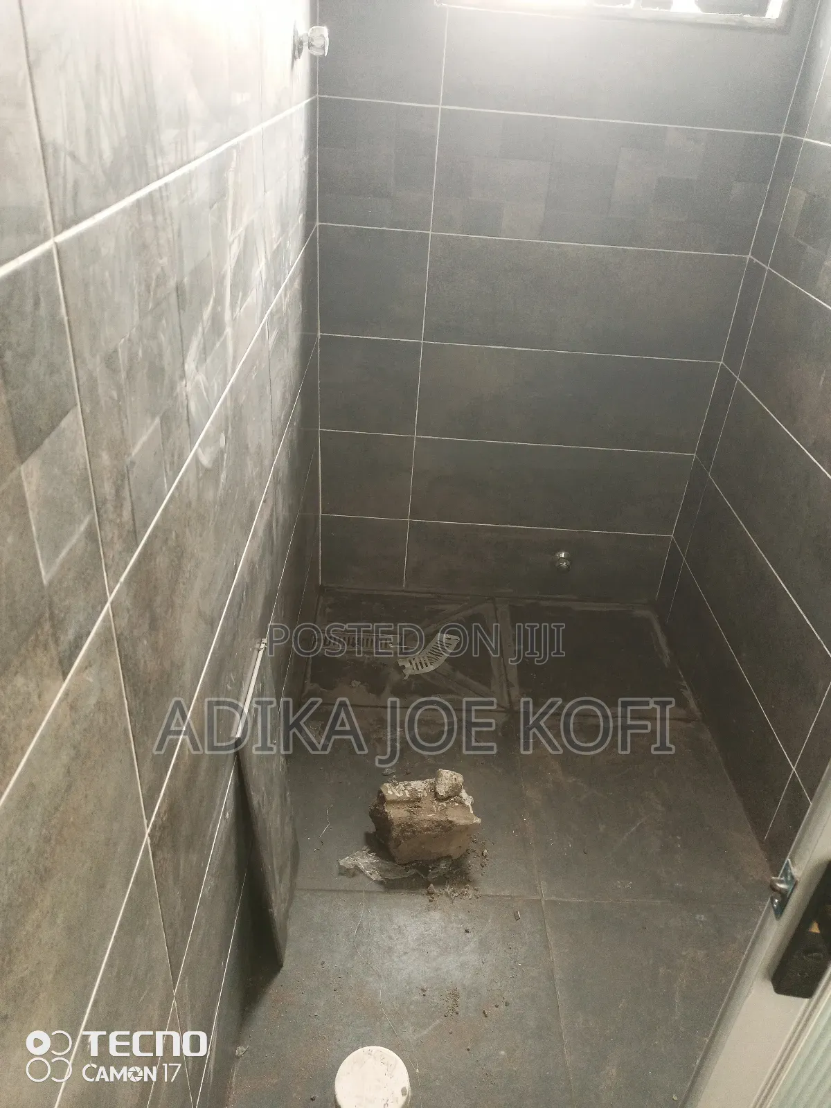 Tiles Workers