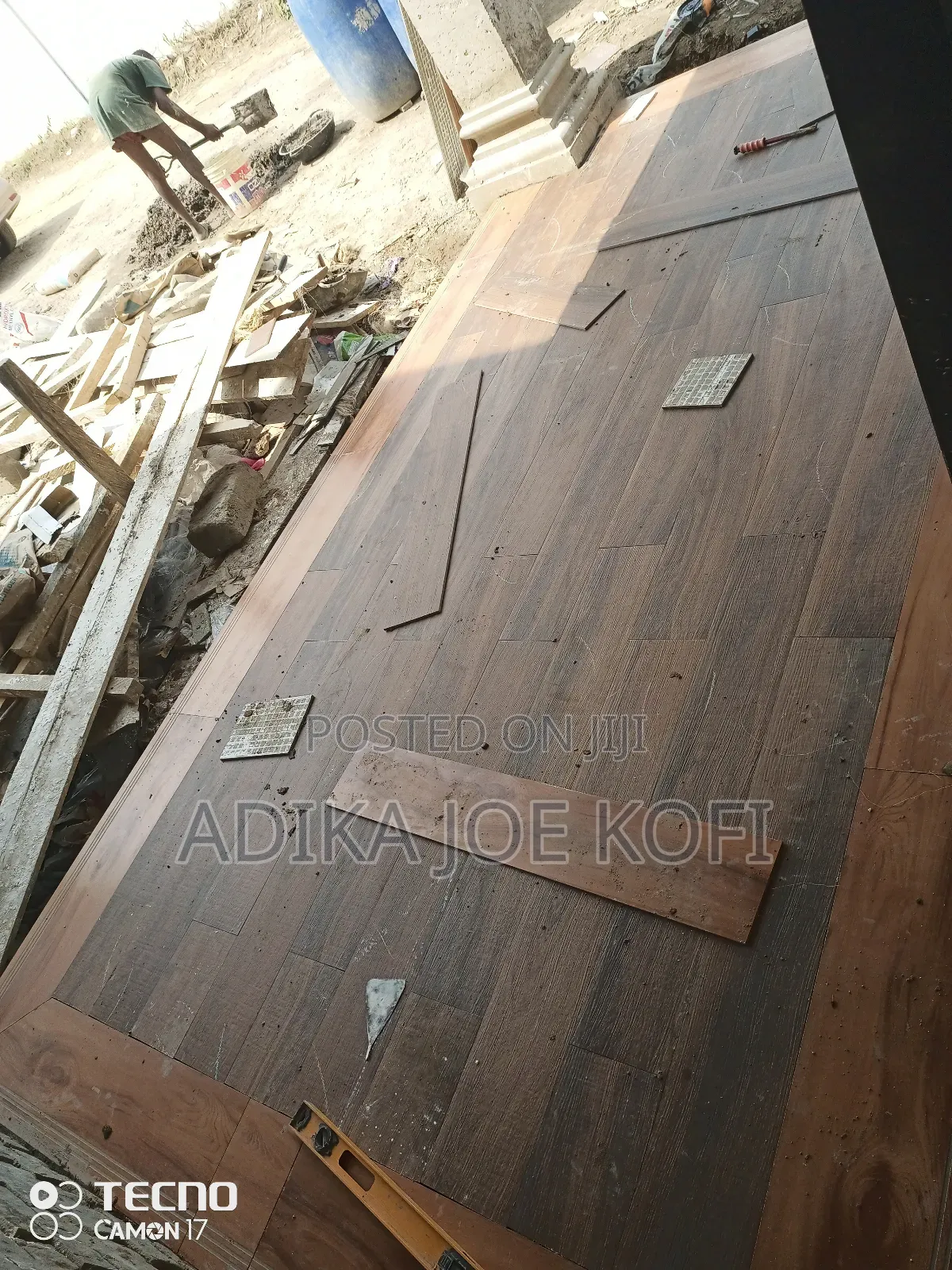 Joefel Tiles Workers Decor