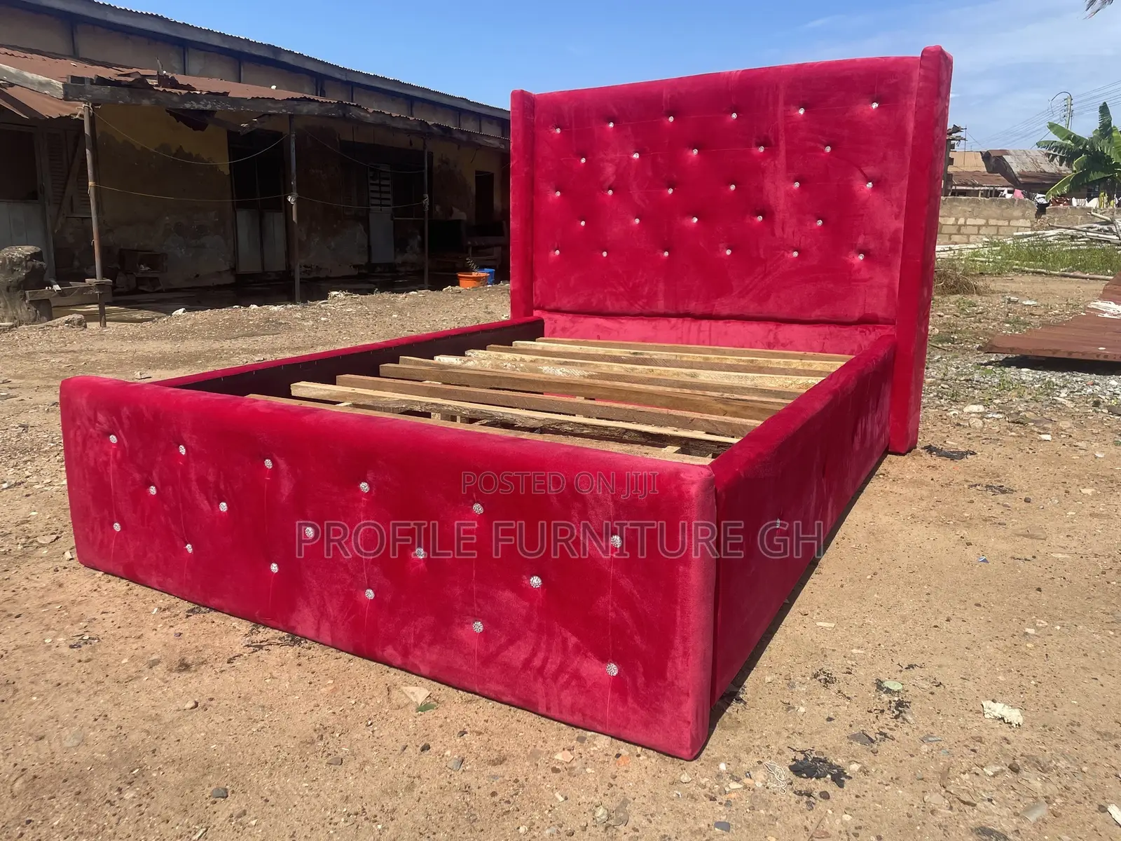 Red Double Bedframe (54x75)//Fee Delivery