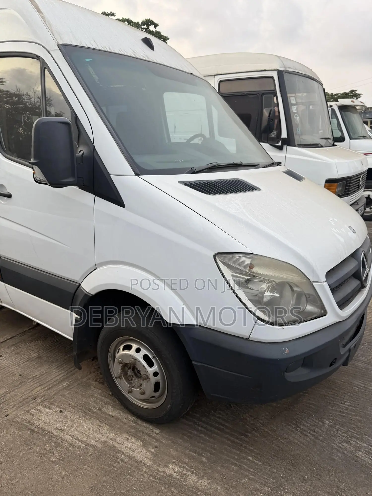 Mercedes-Benz Sprinter 2015 White