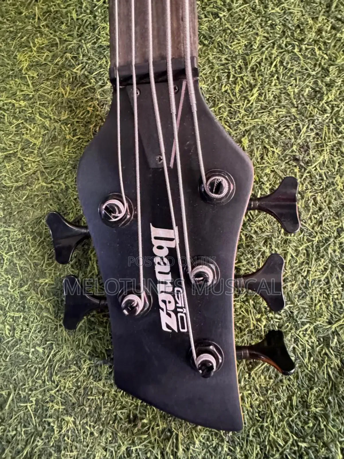 Ibanez Active Bass Guitar [Blue]