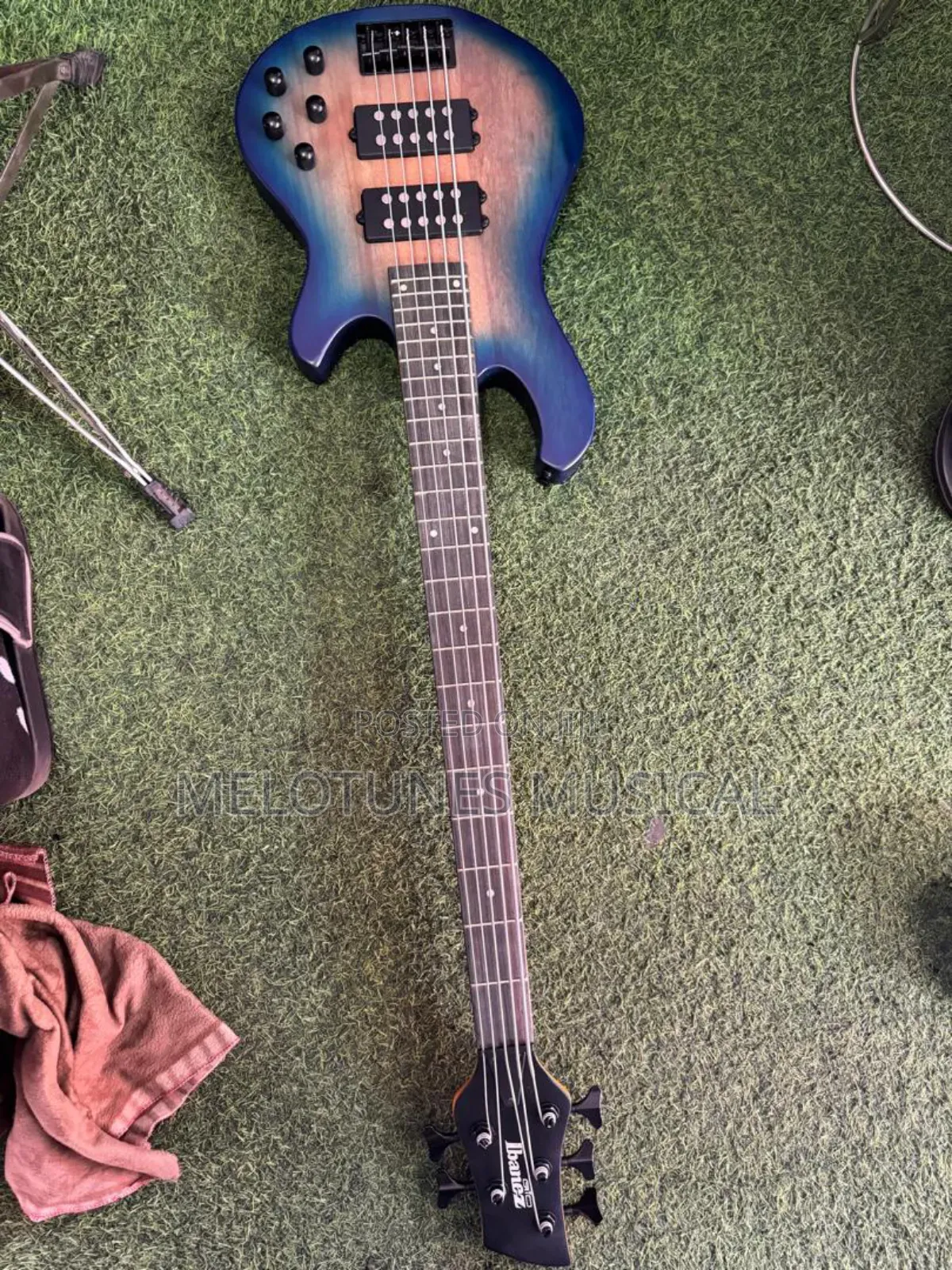 Ibanez Active Bass Guitar [Blue]