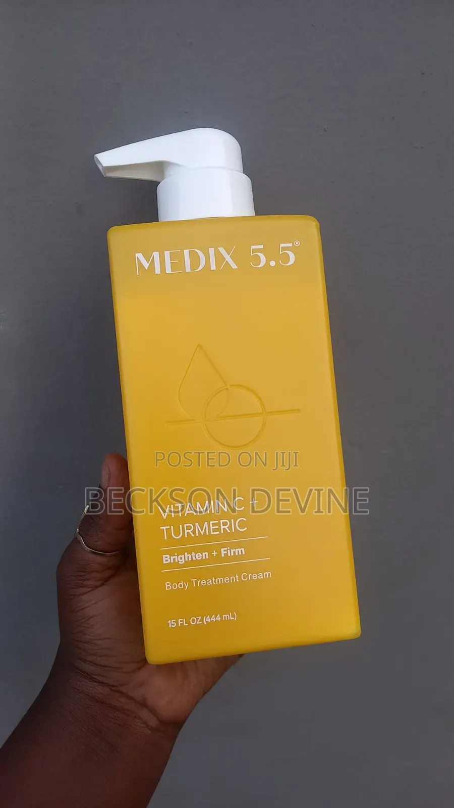 Medix 5.5 Vitamin C + Turmeric Lotion