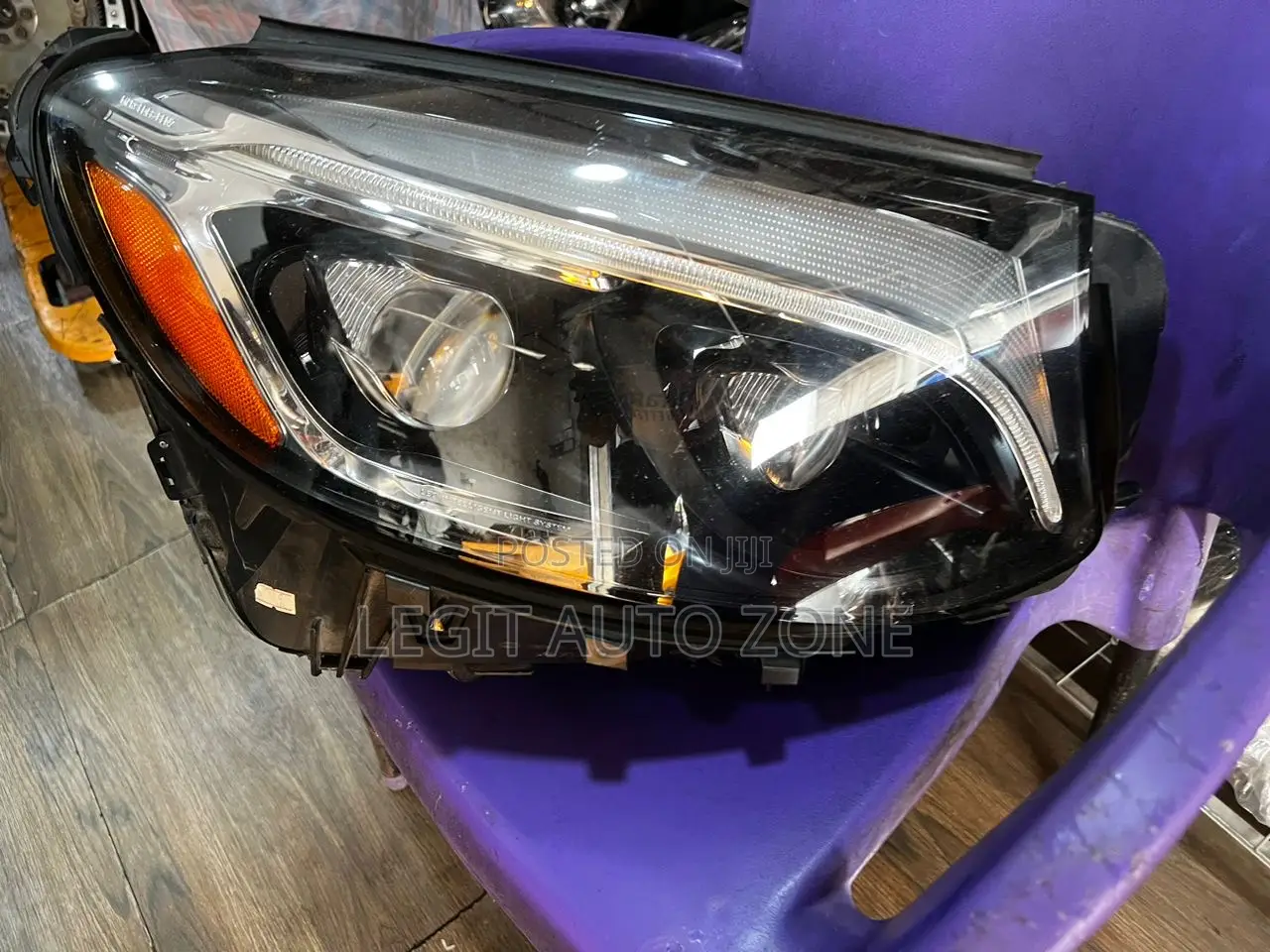 Mercedes Benz GLC 300 Headlight