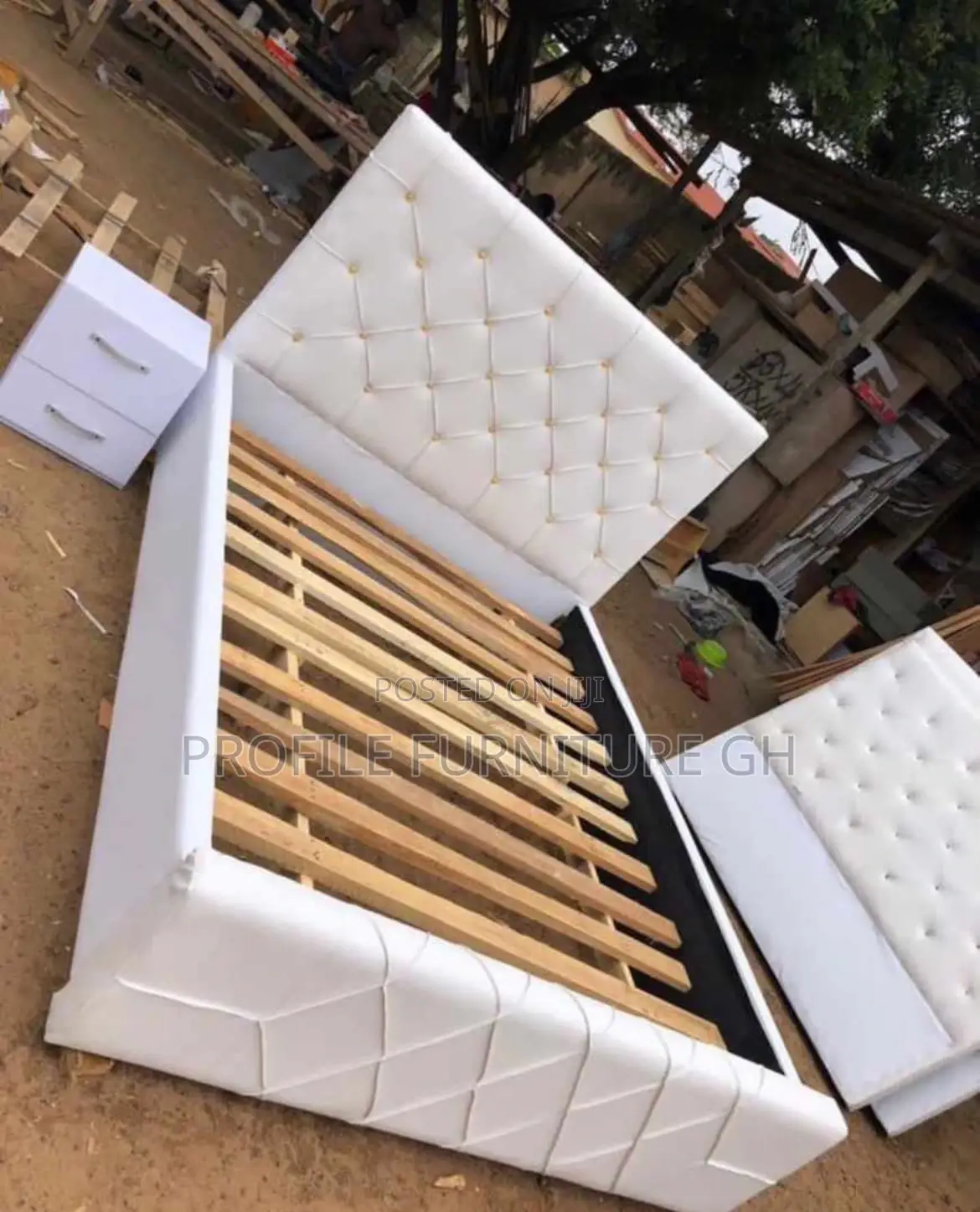 White Bedframe With Mattress and Side Drawer ( Double 54x75)