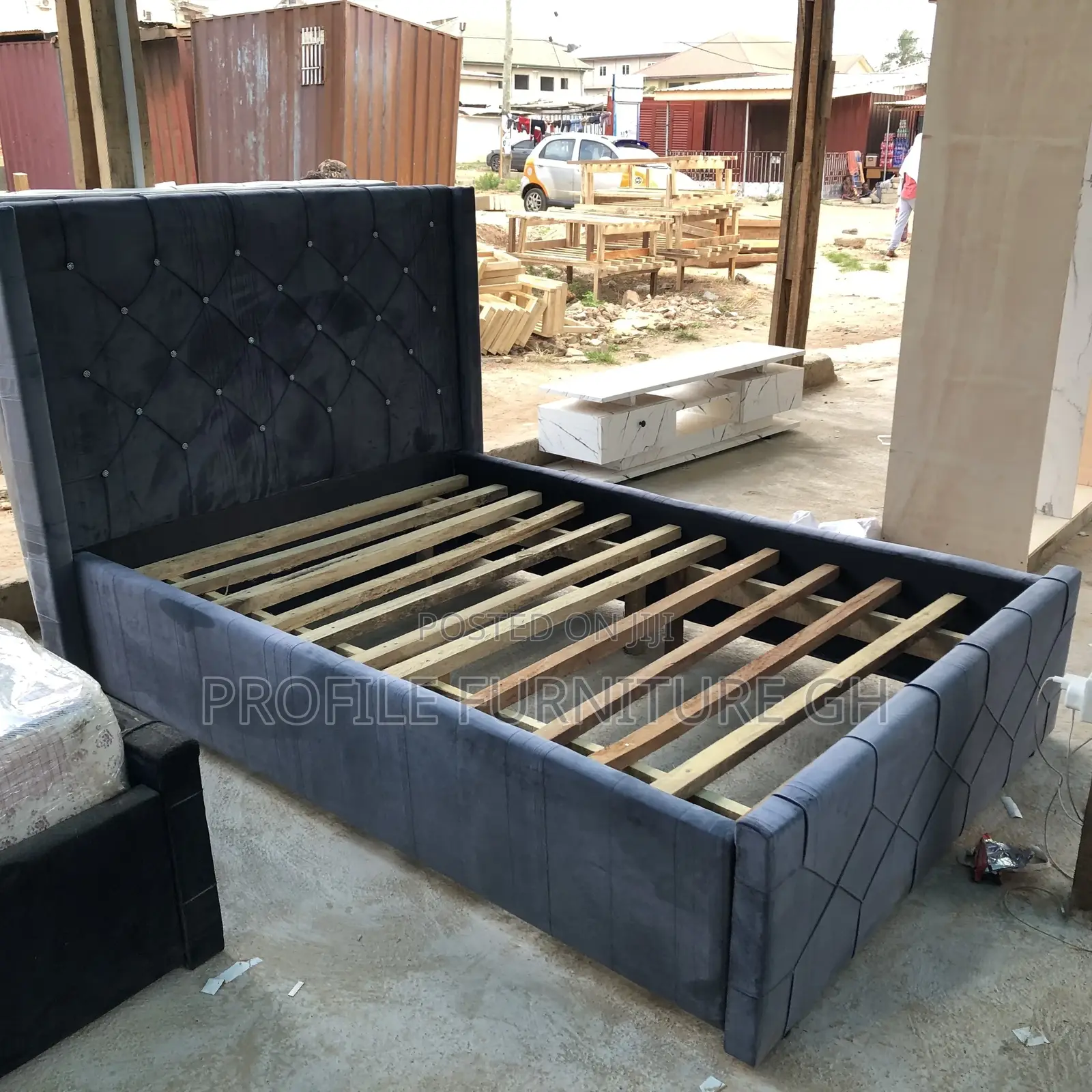 Double 54x75 Gray ( Bedframe)// Fast Delivery
