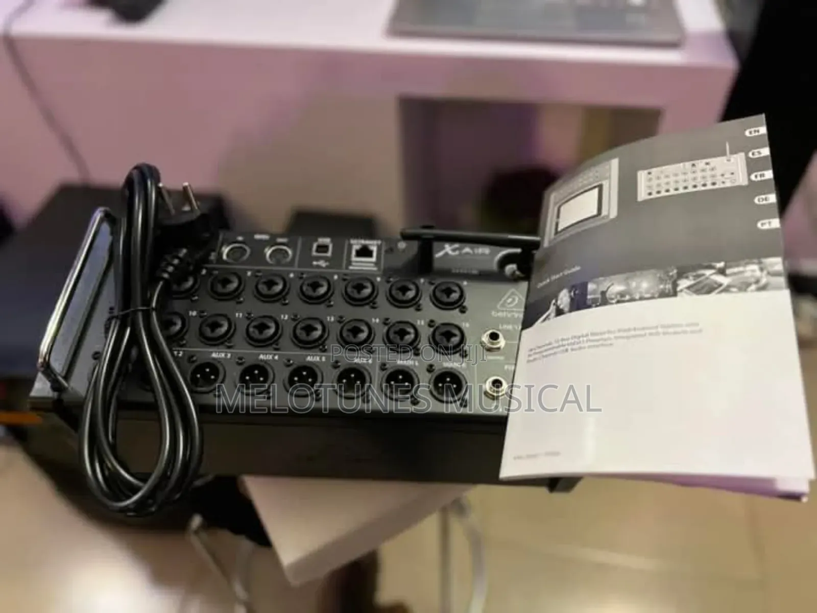 Behringer Xair Xr18 18-Channel 12-Bus Portable Digital Mixer