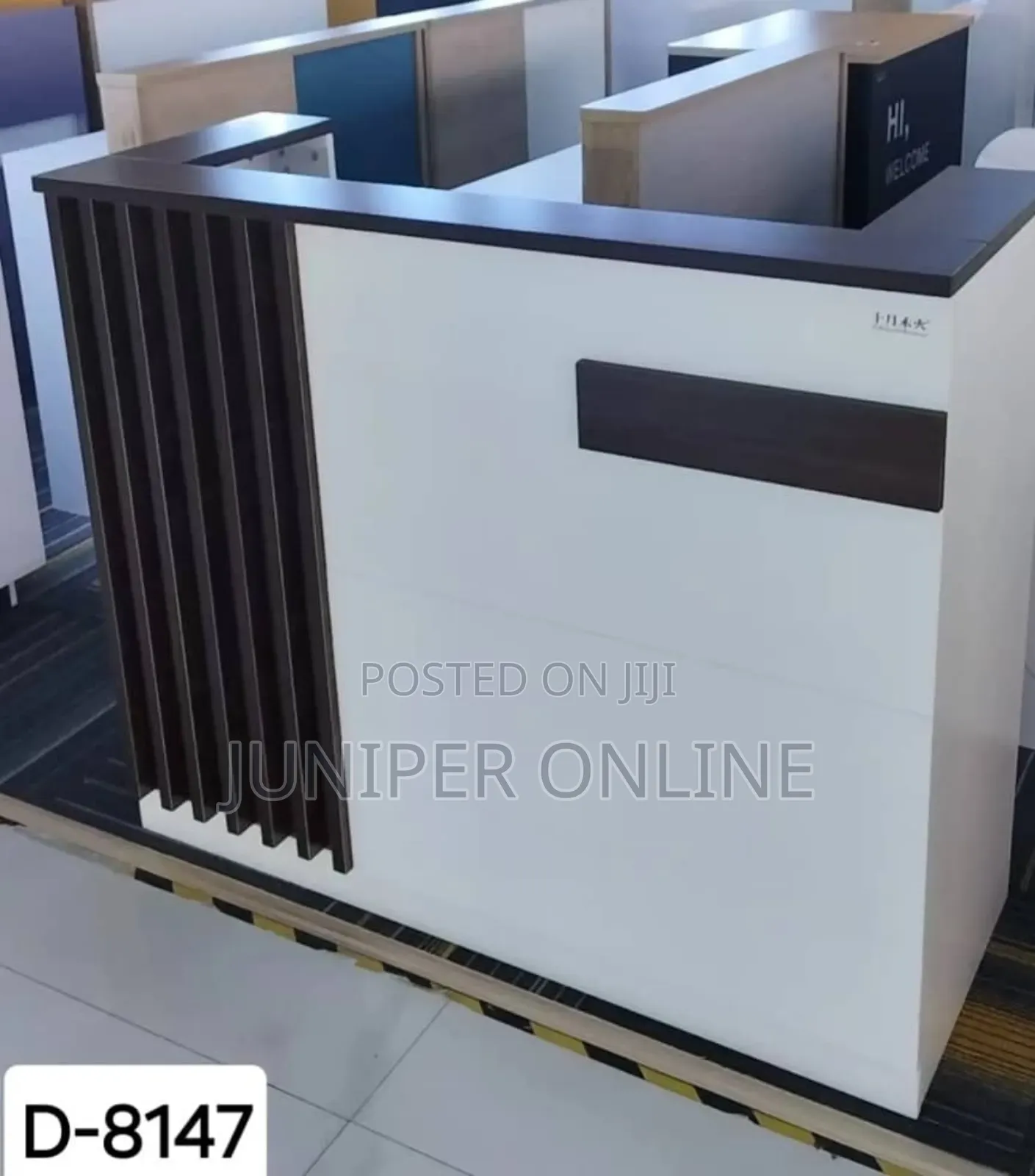 Receptionist Desk Pyuti Pruto