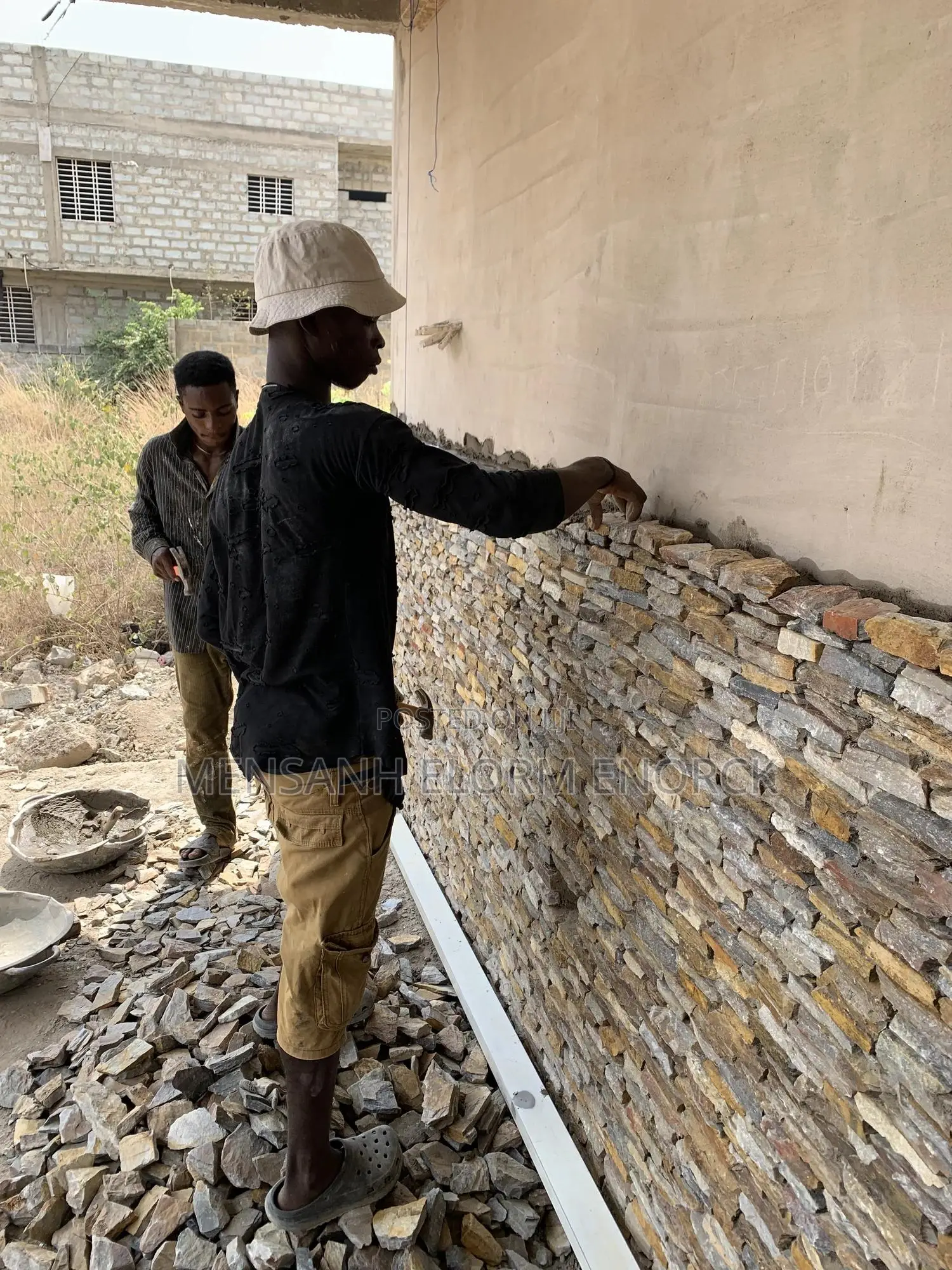 We Are a Good Team Stone Workers , Call Us for Good Service