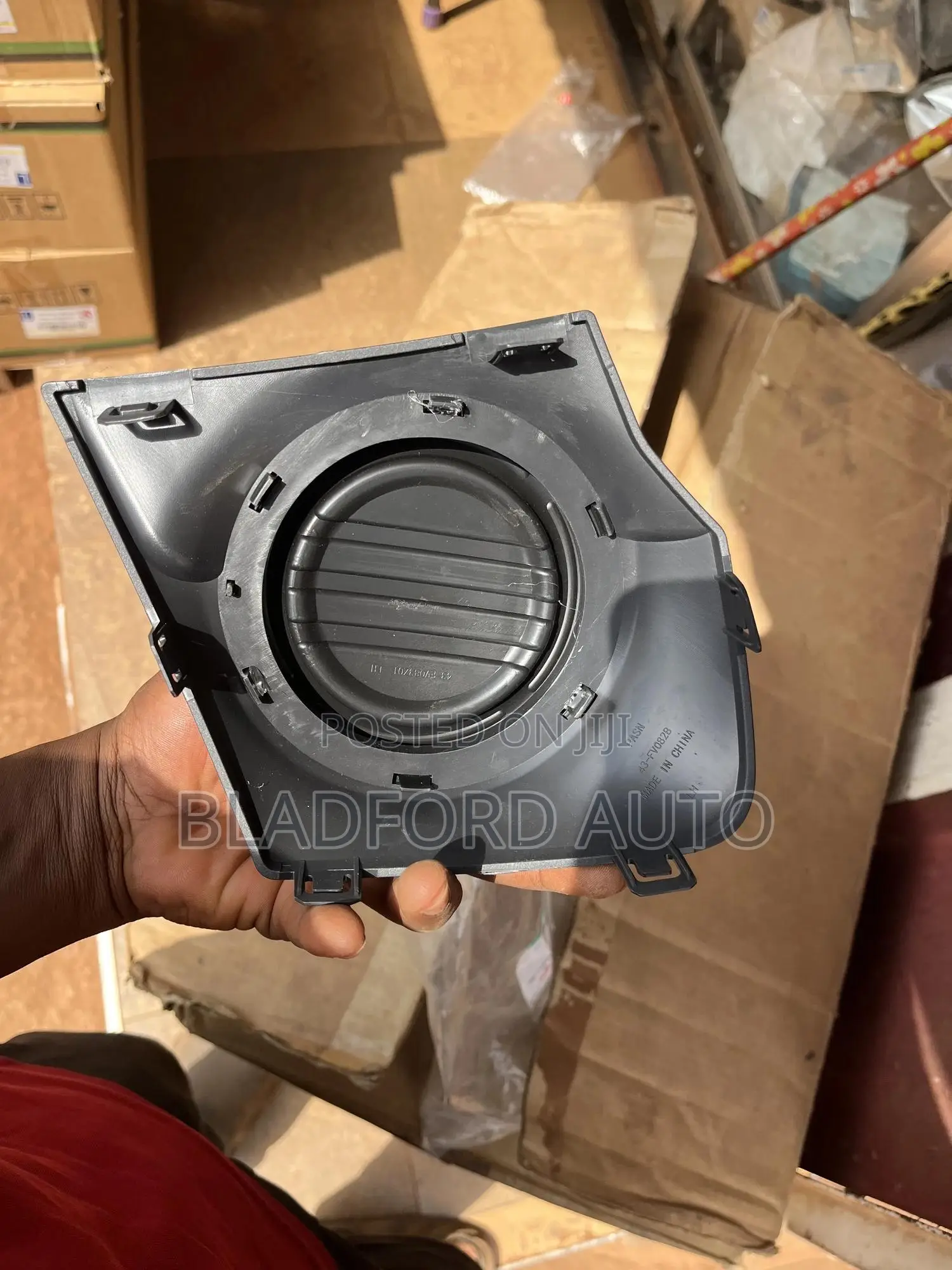 L200 2015 Foglight Cover Sealed Pair