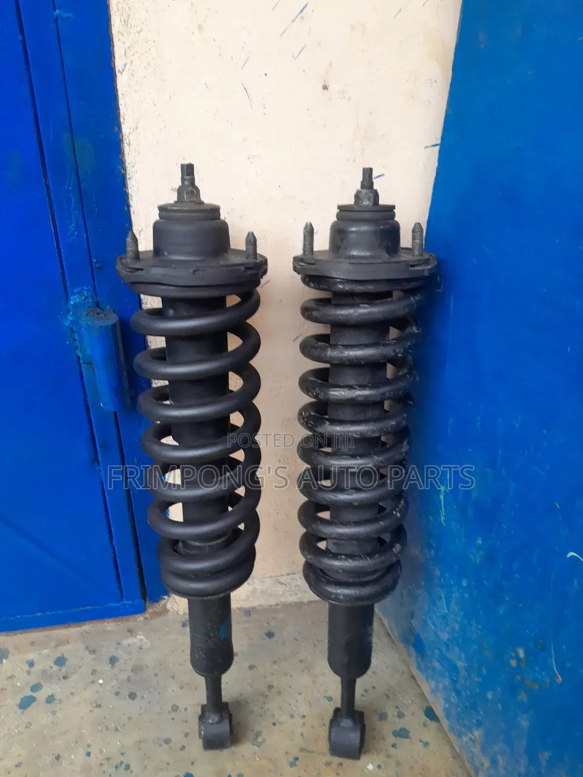 Toyota Hilux 2006 2017 to Front Shocks Absorbers
