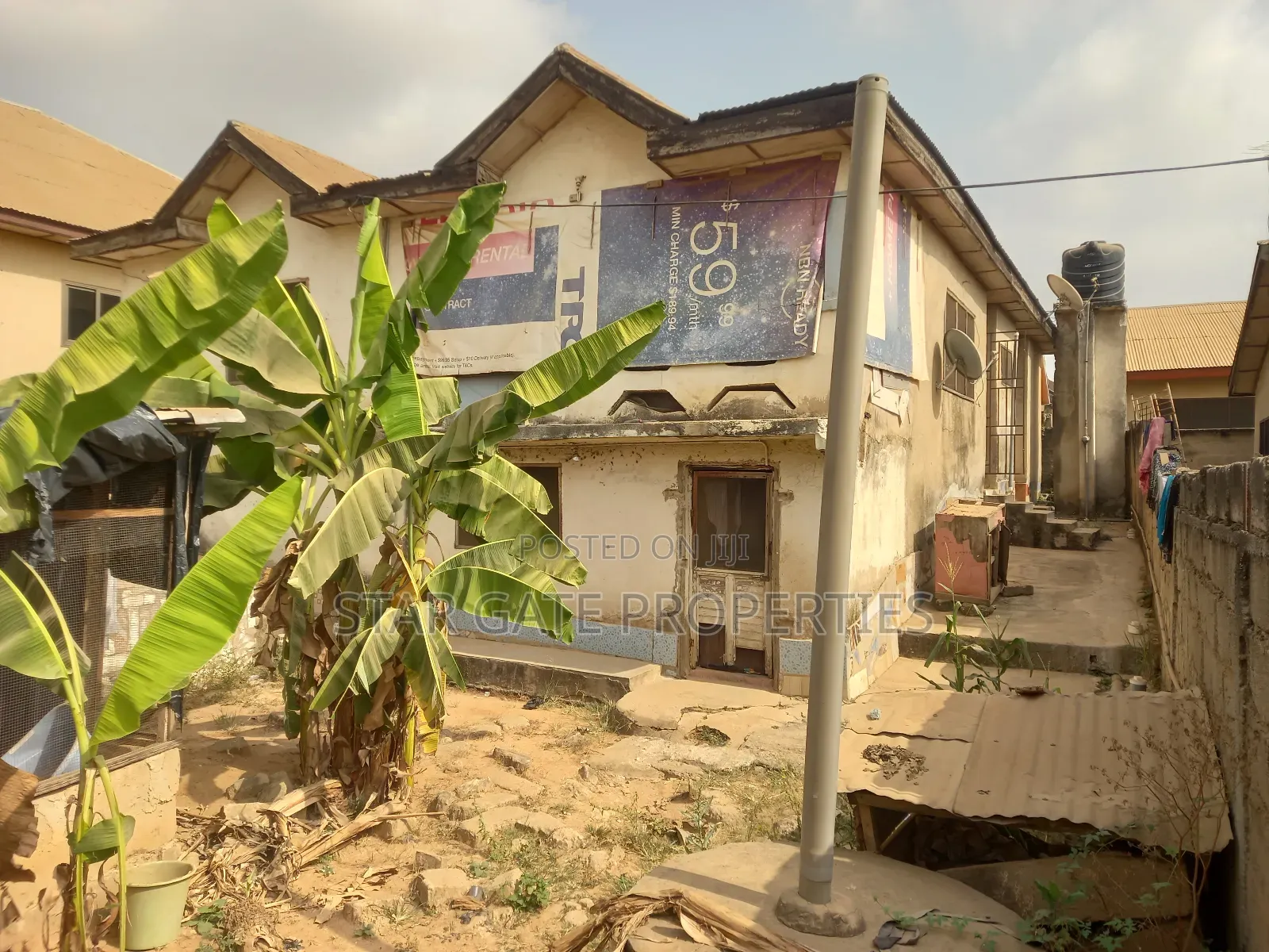 4bdrm House in Asenua, Kumasi Metropolitan for sale